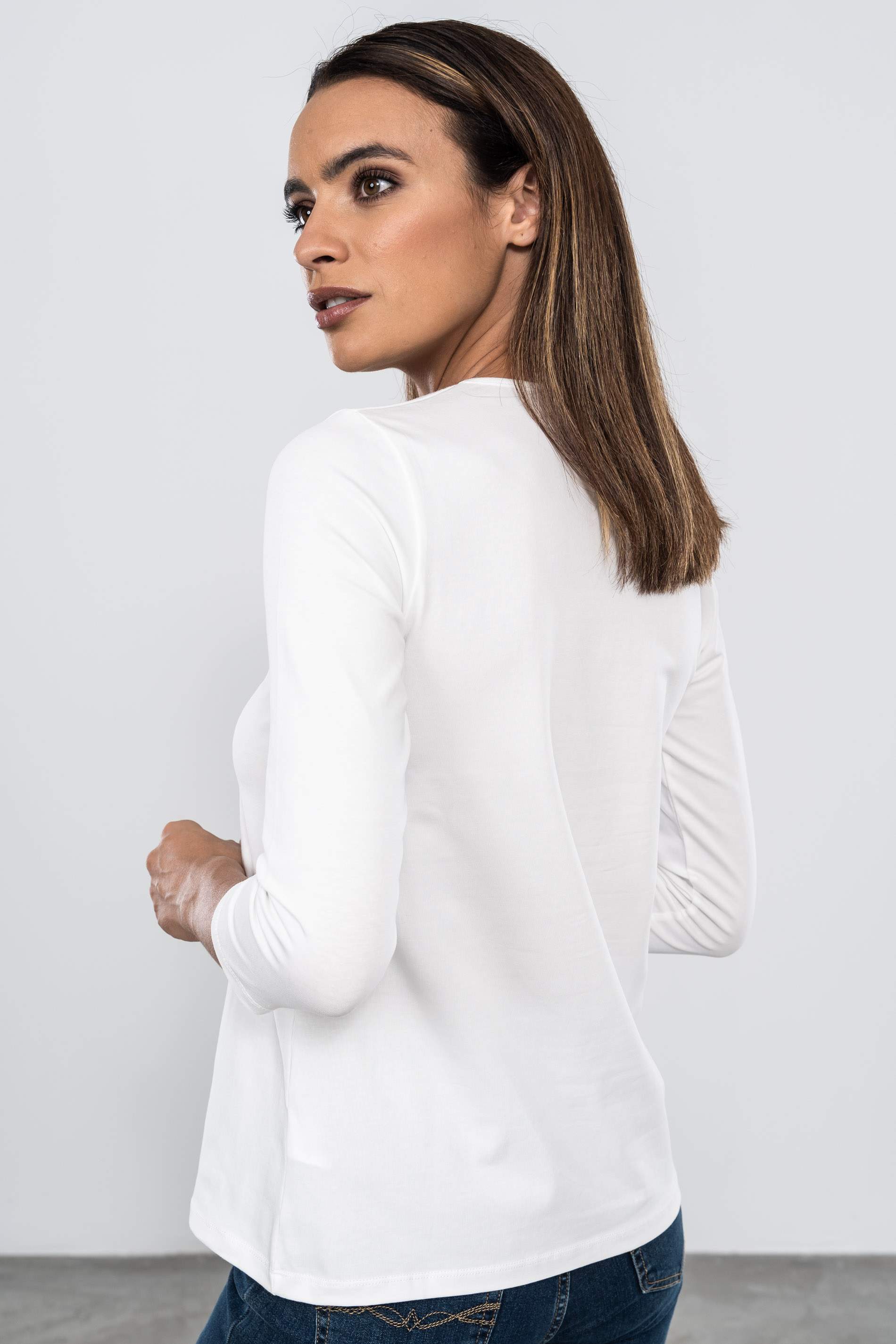 CAMISETA BORDAD RAMAS CENTRO