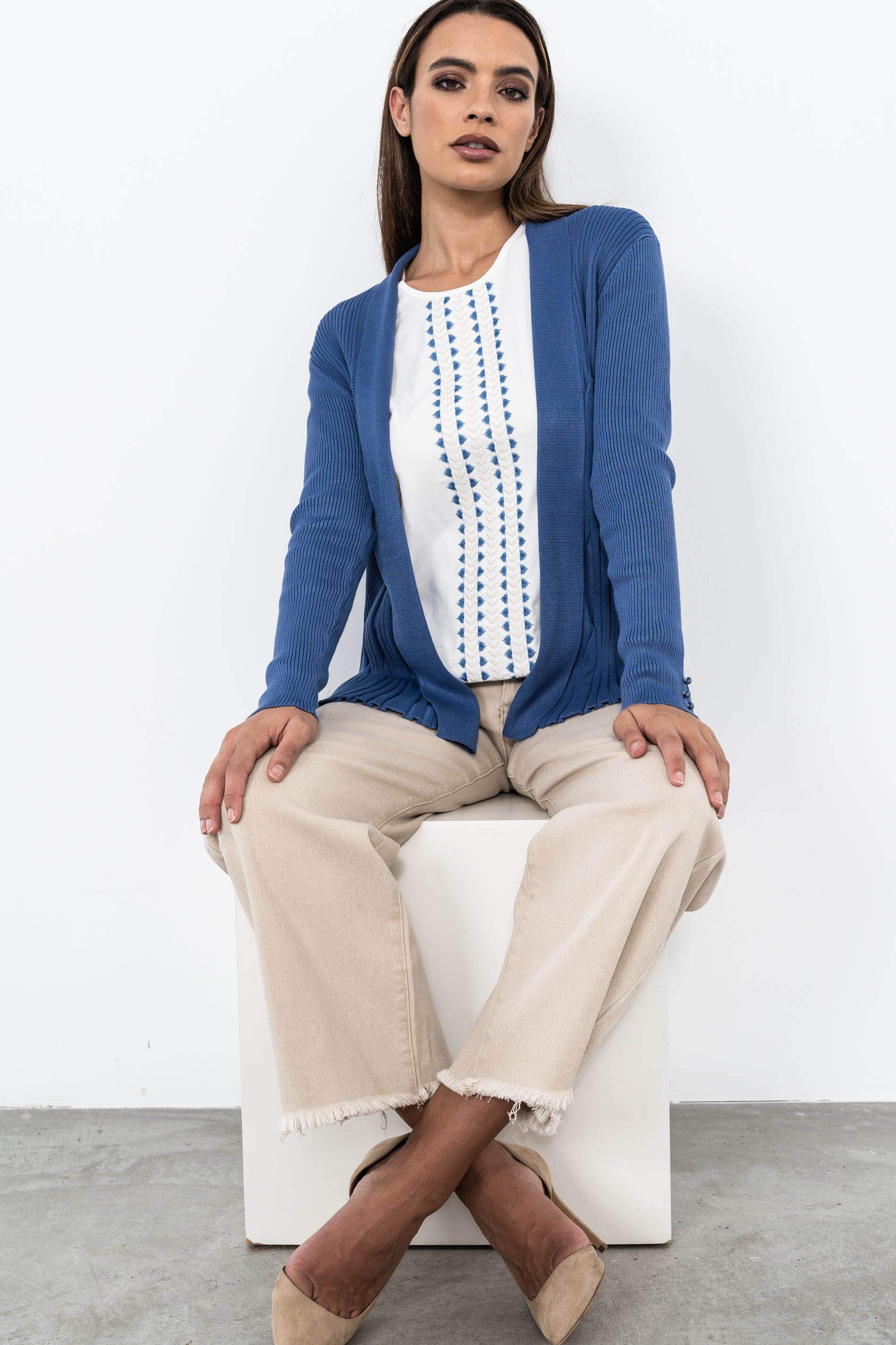 CAMISETA BORDADA ESPIGA CENTRAL