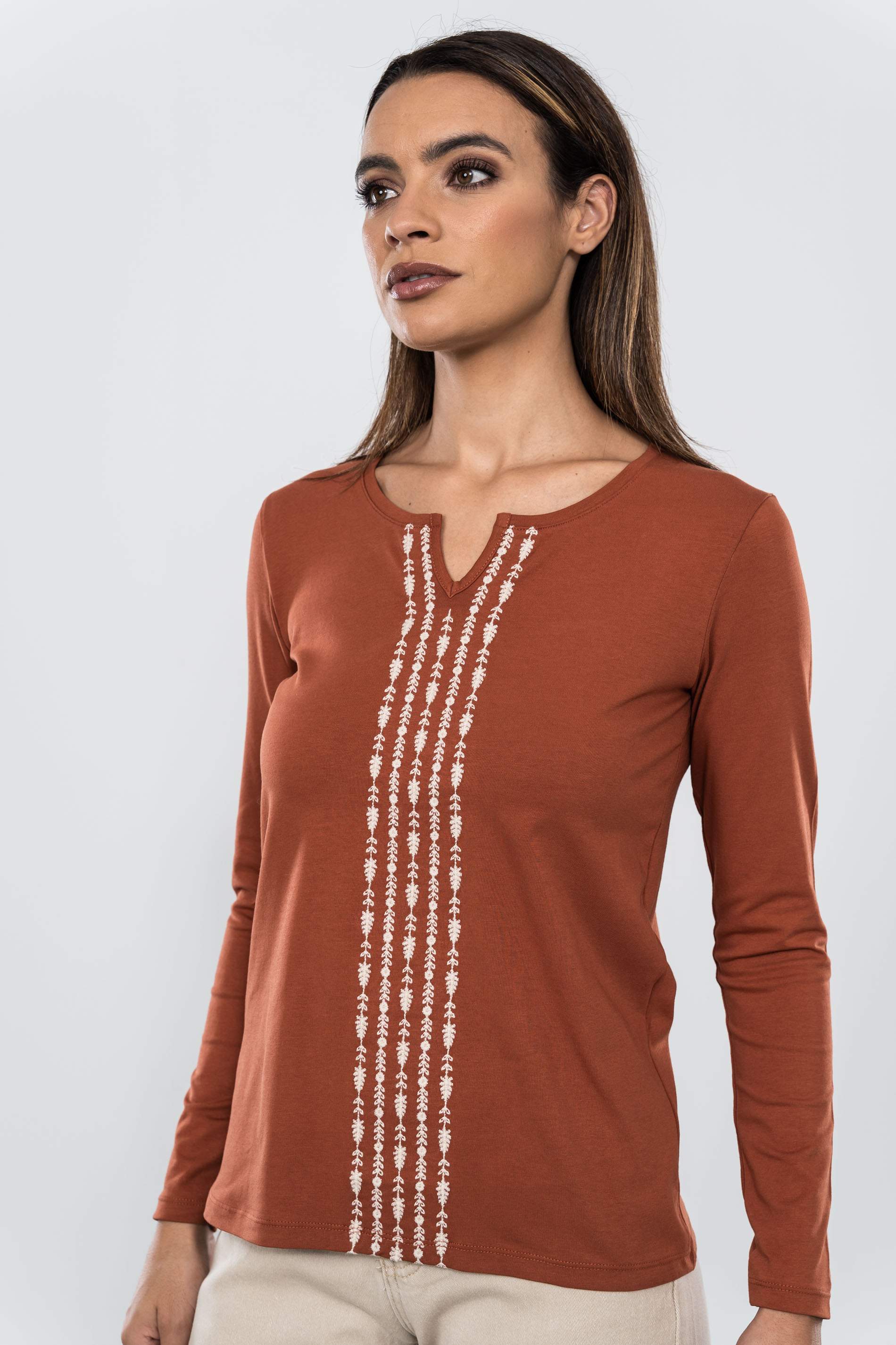 CAMISETA BORDADA ESPIGA CENTRO CALDERA