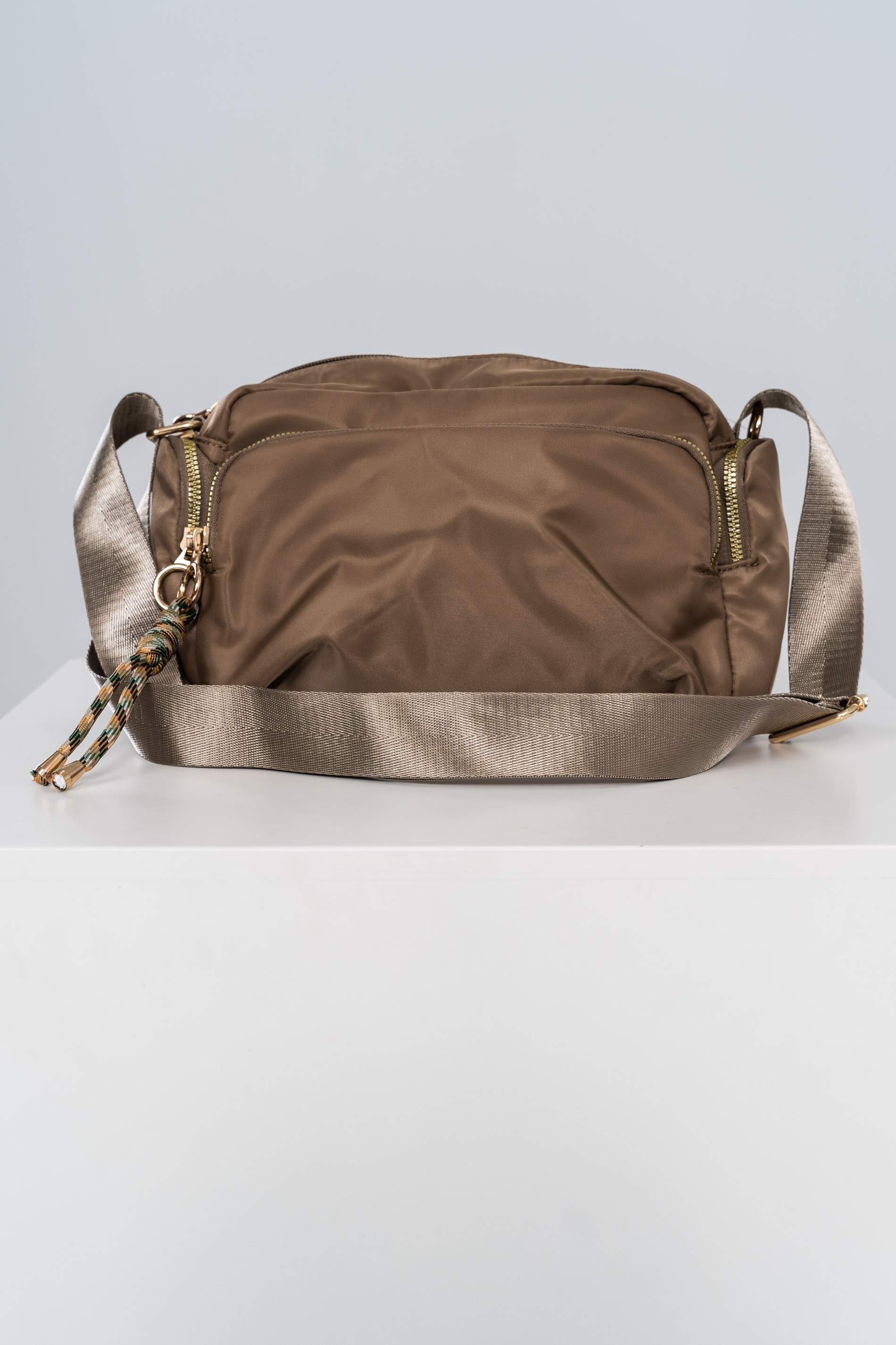 BANDOLERA NYLON COLGANTE TAUPE
