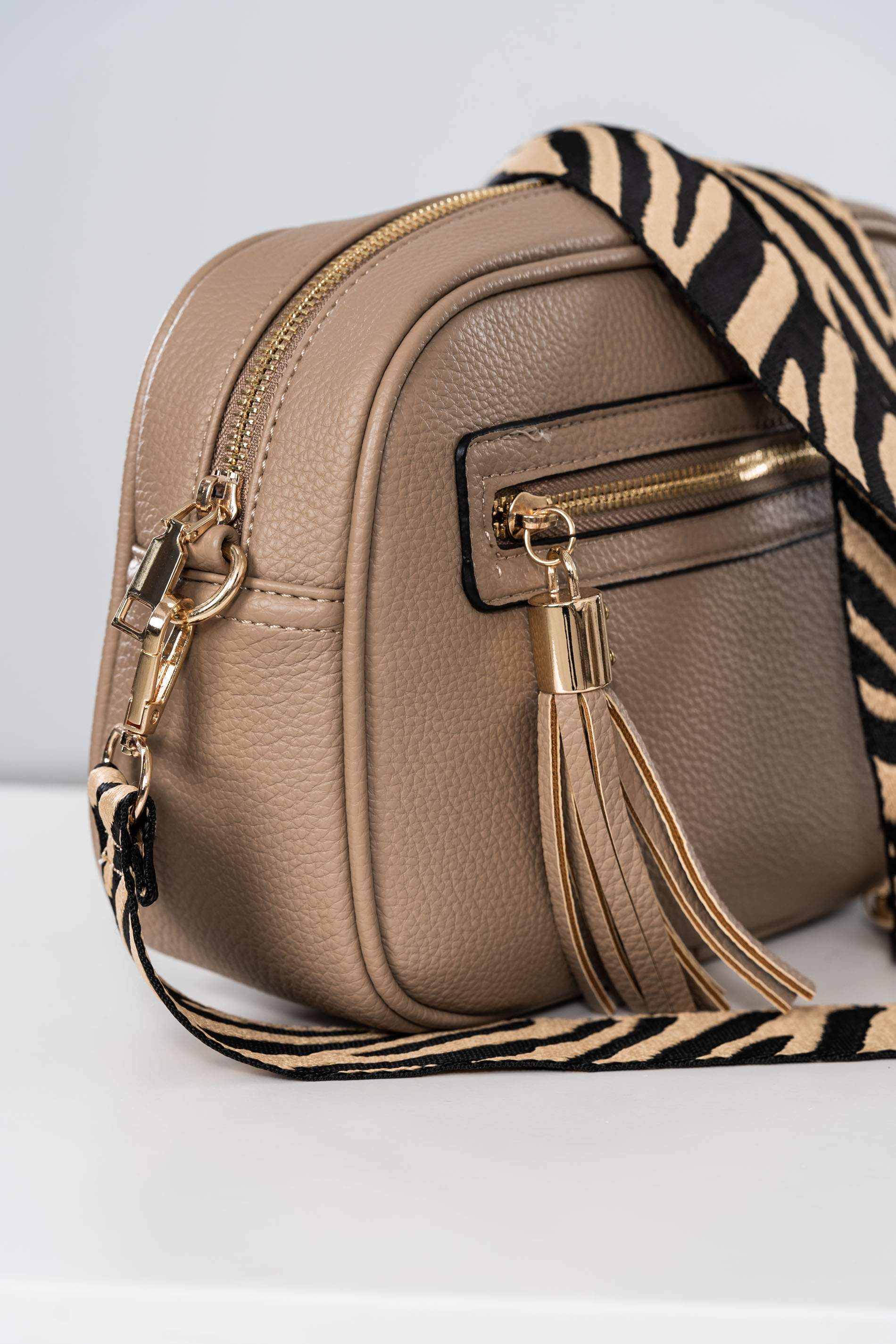 BANDOLERA BOLSILLO CREMALLERA BEIGE