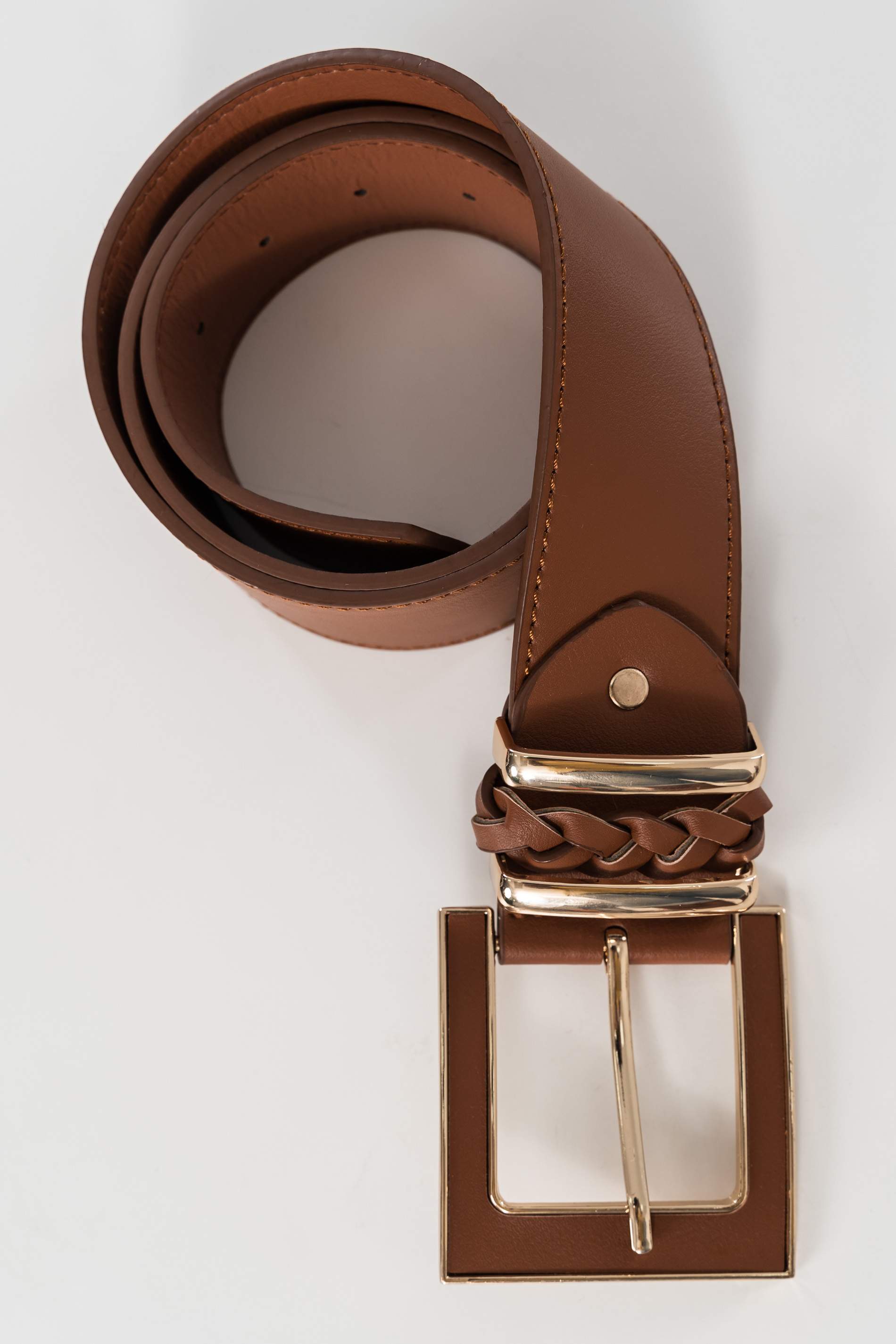 CINTURON HEBILLLA TRENZA CAMEL