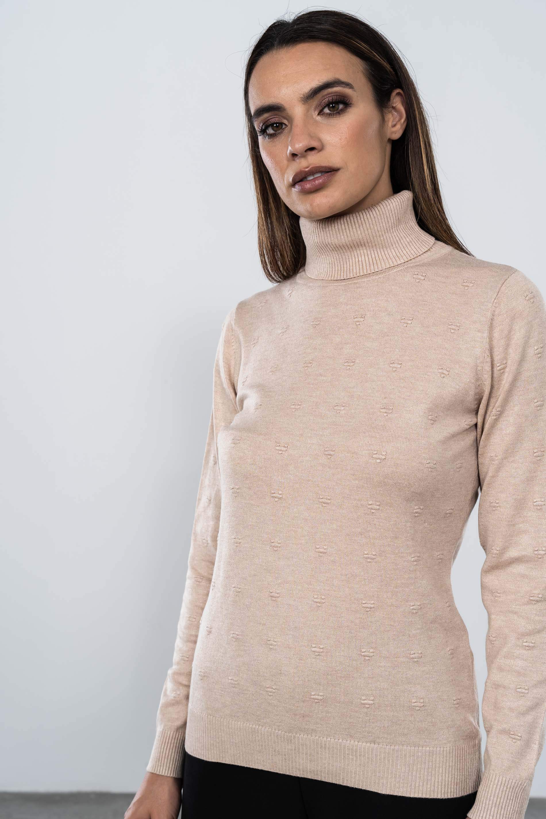 JERSEY CUELLO CISNE RELIEVE TOPITO BEIGE