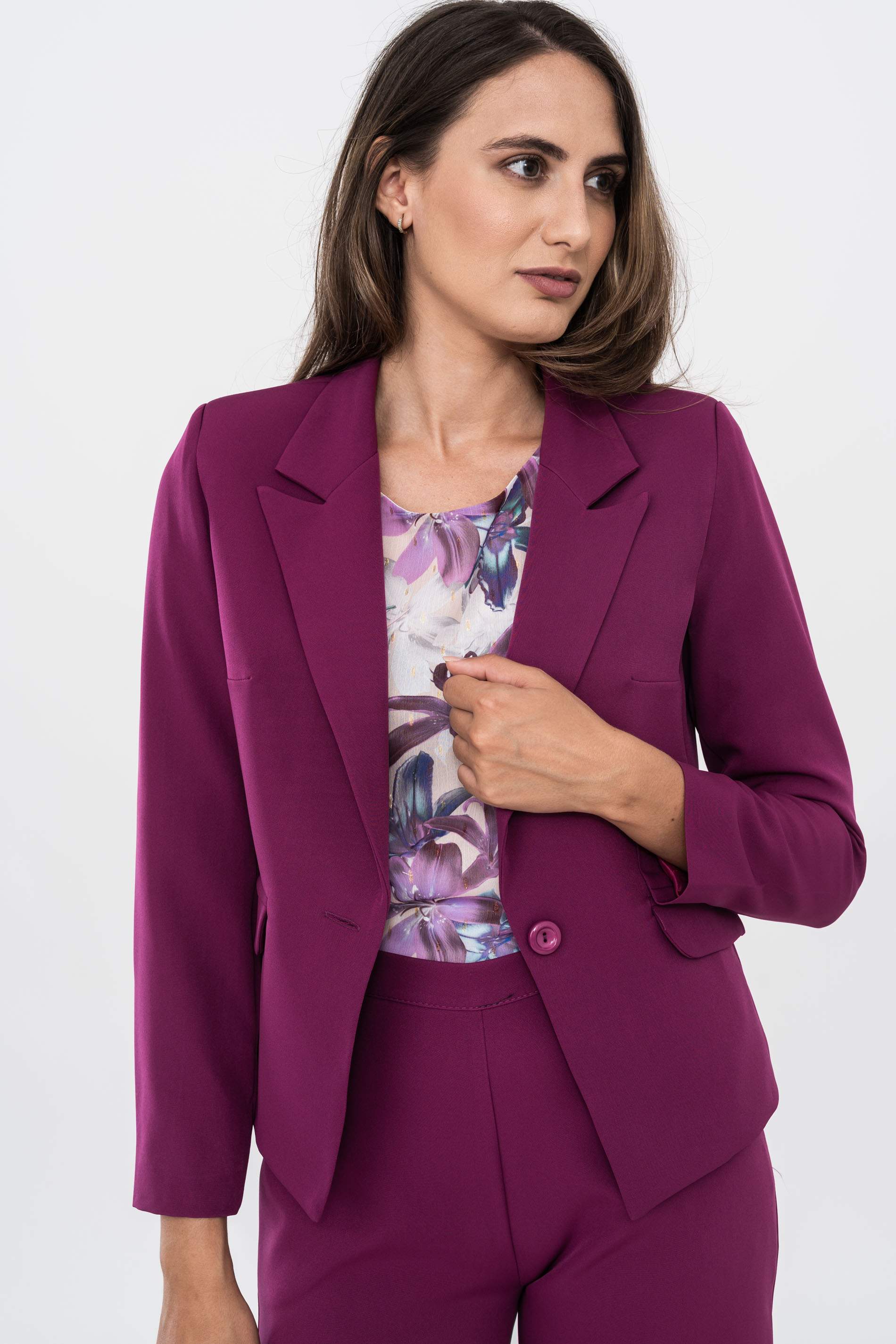 AMERICANA BOTON CORTA BERENJENA