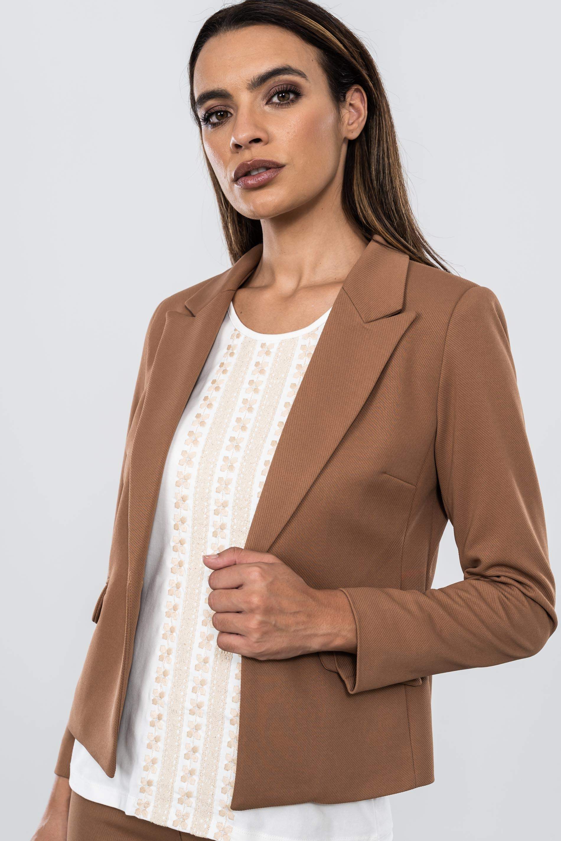 AMERICANA 1 BOTON DIAGONAL CAMEL