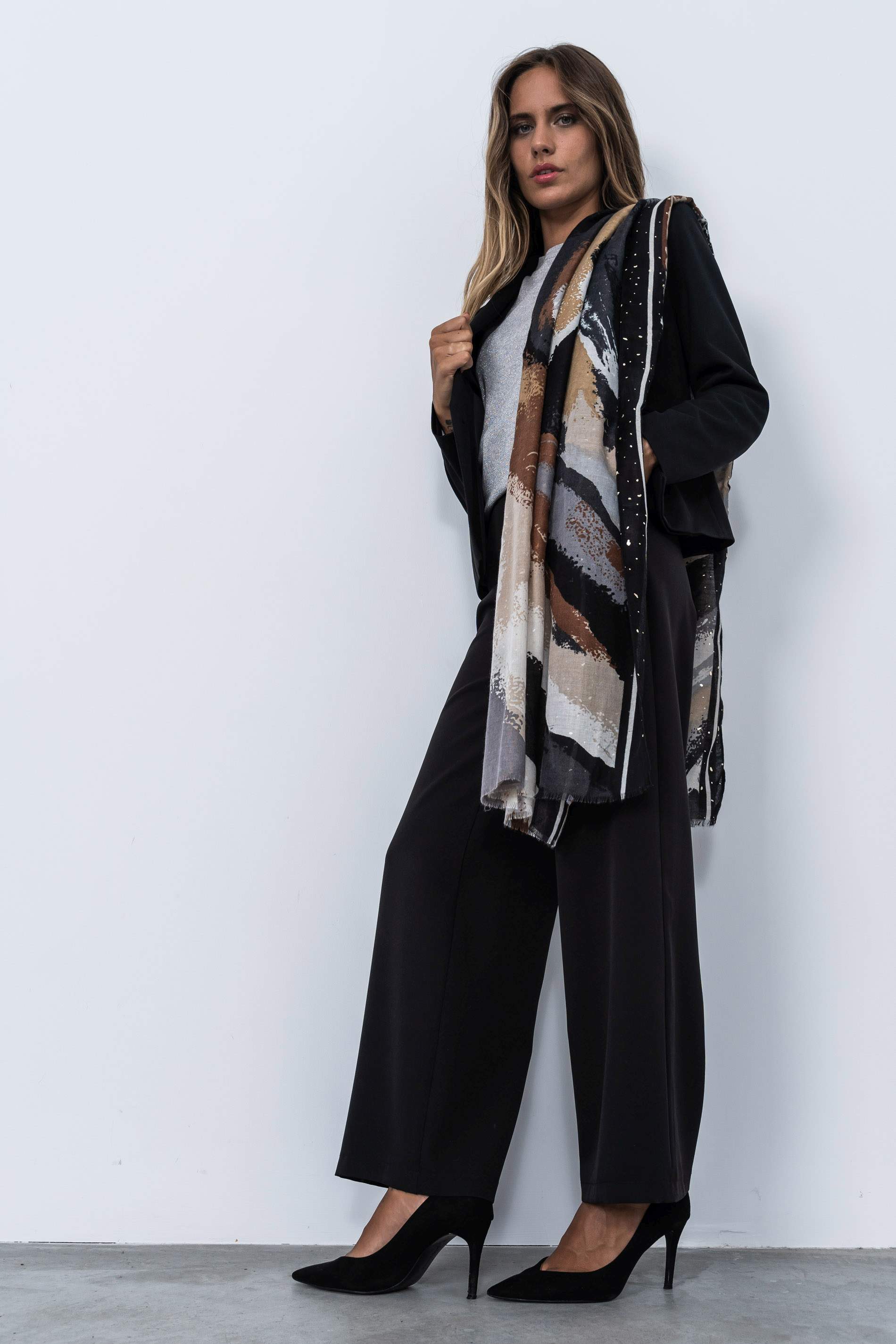 AMERICANA 1 BOTON DIAGONAL NEGRO