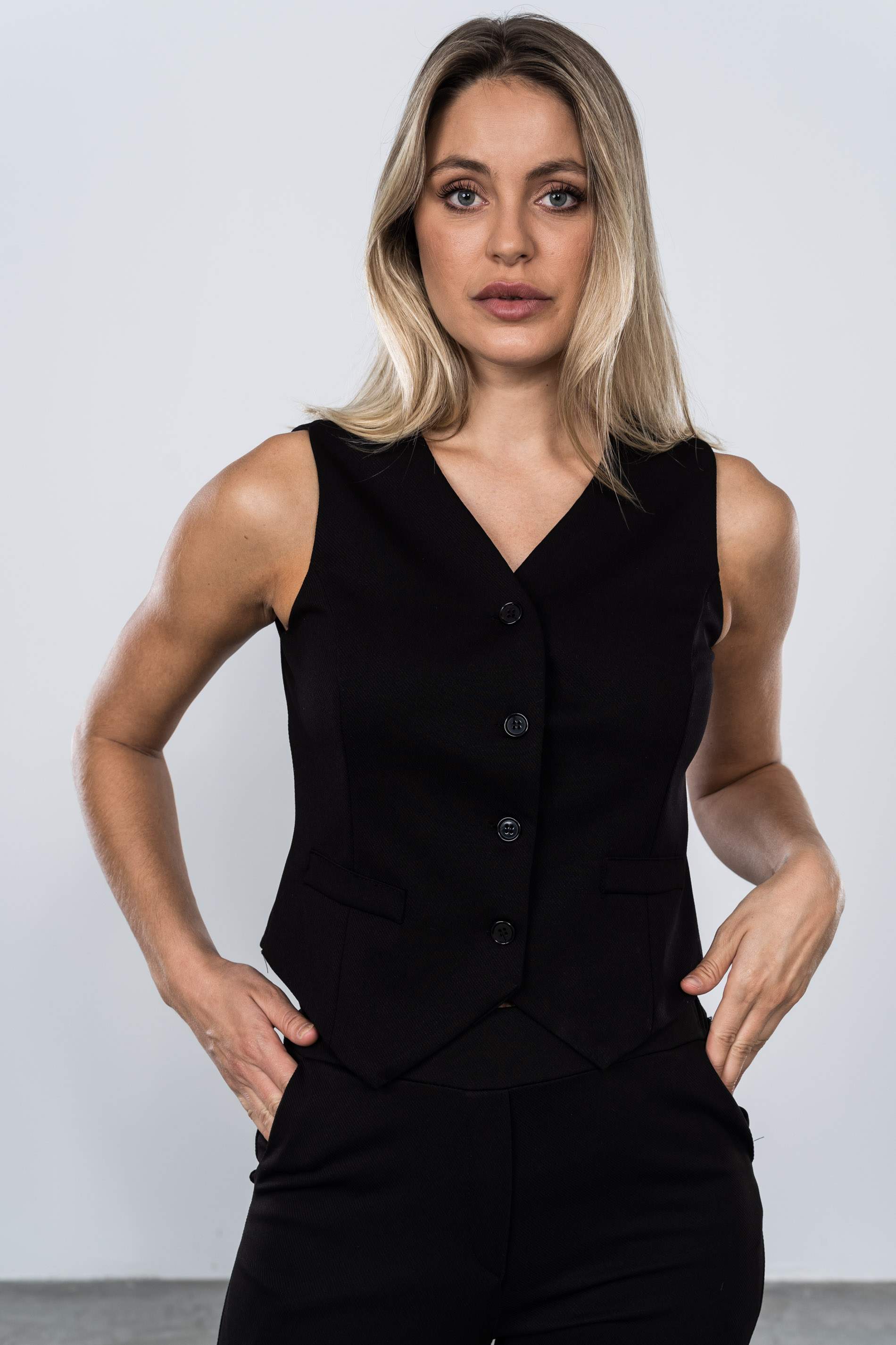 CHALECO BOTONES NEGRO