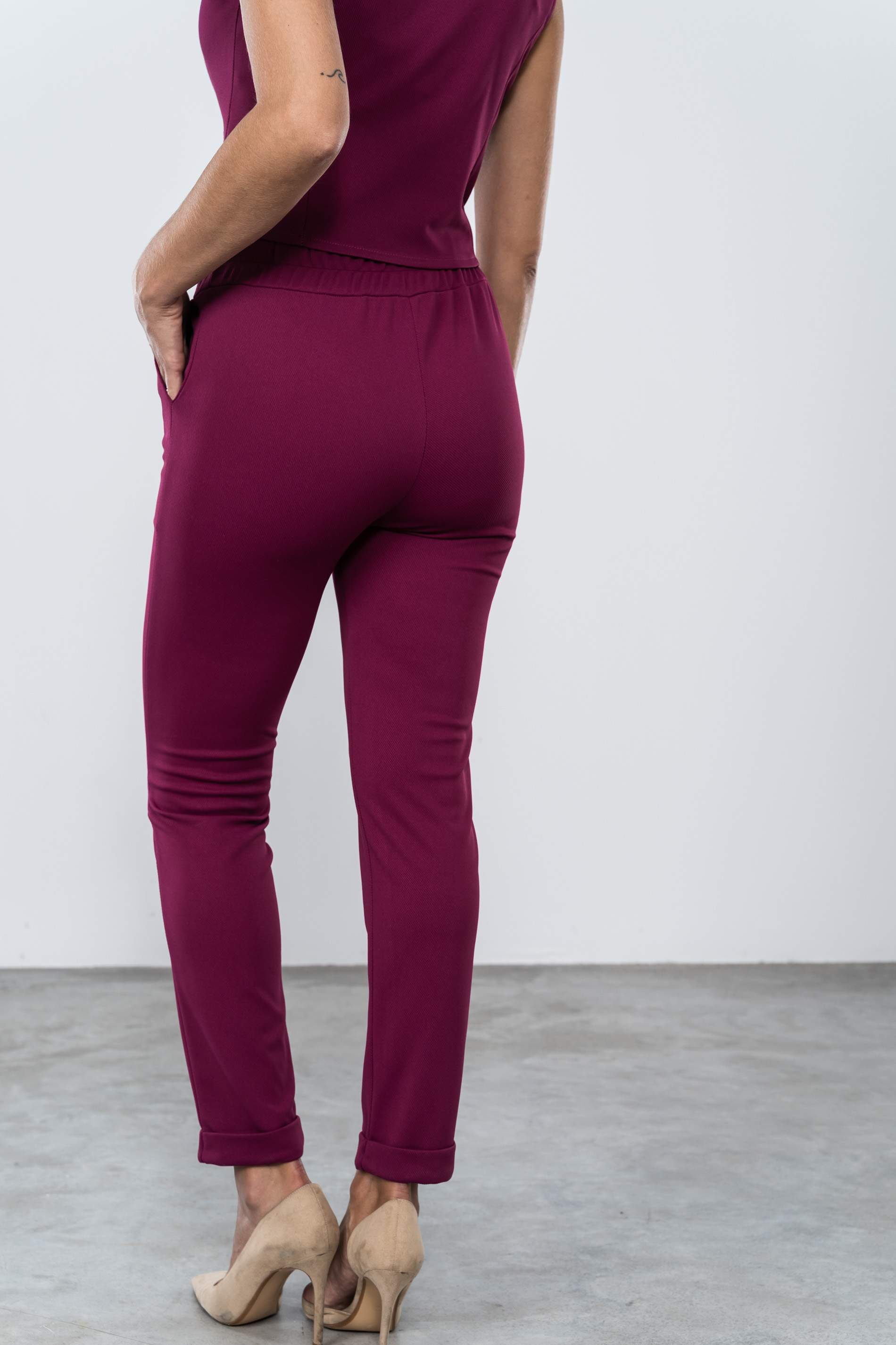 PANTALON HOLGADO VUELTA BURDEOS