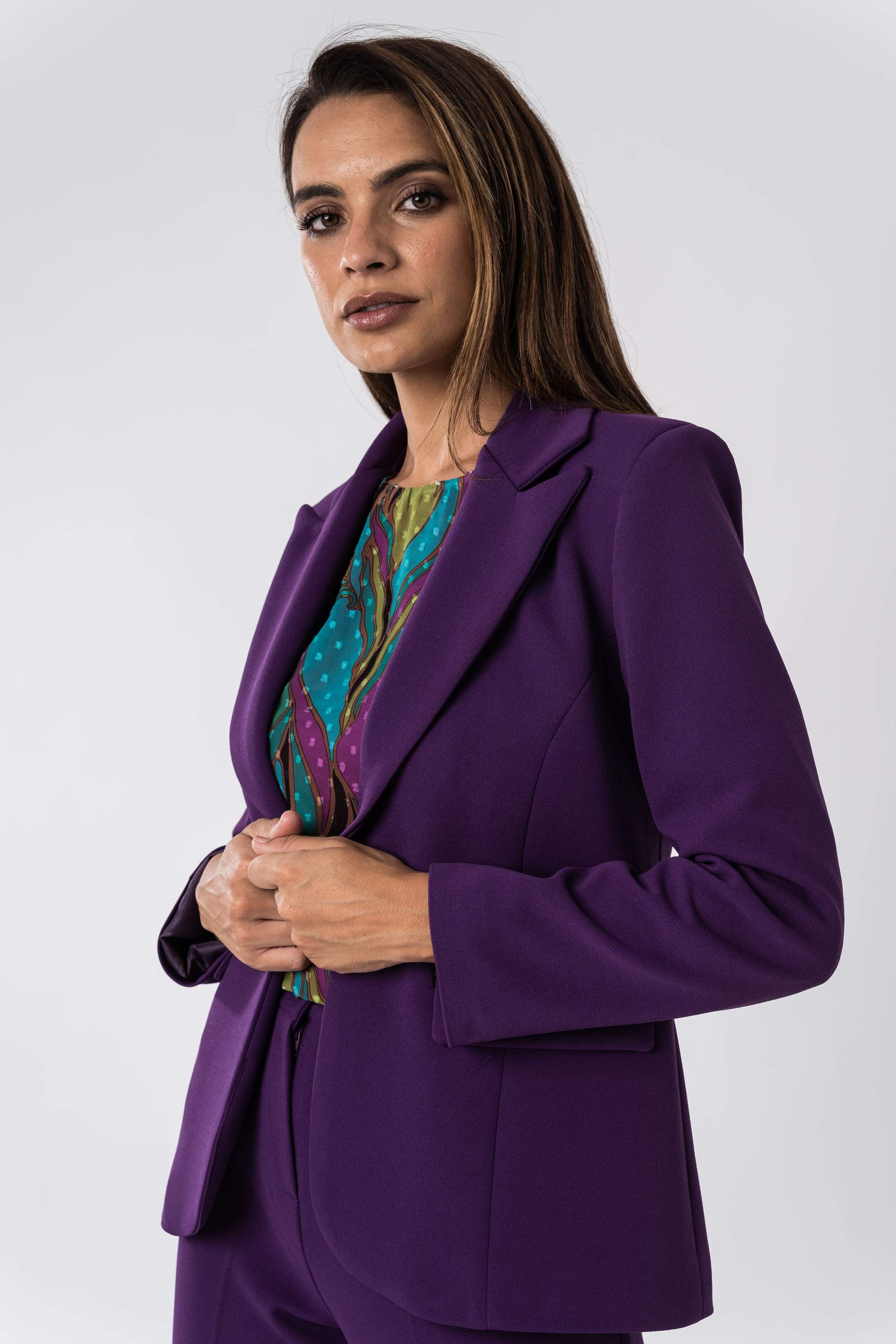 AMERICANA 1 BOTON MORADO