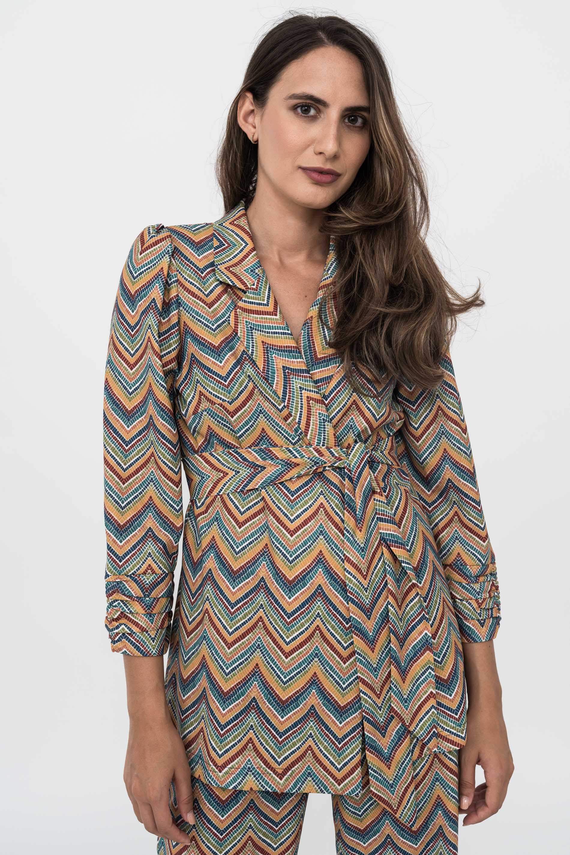 CHAQUETA ZIG-ZAG CINTURON