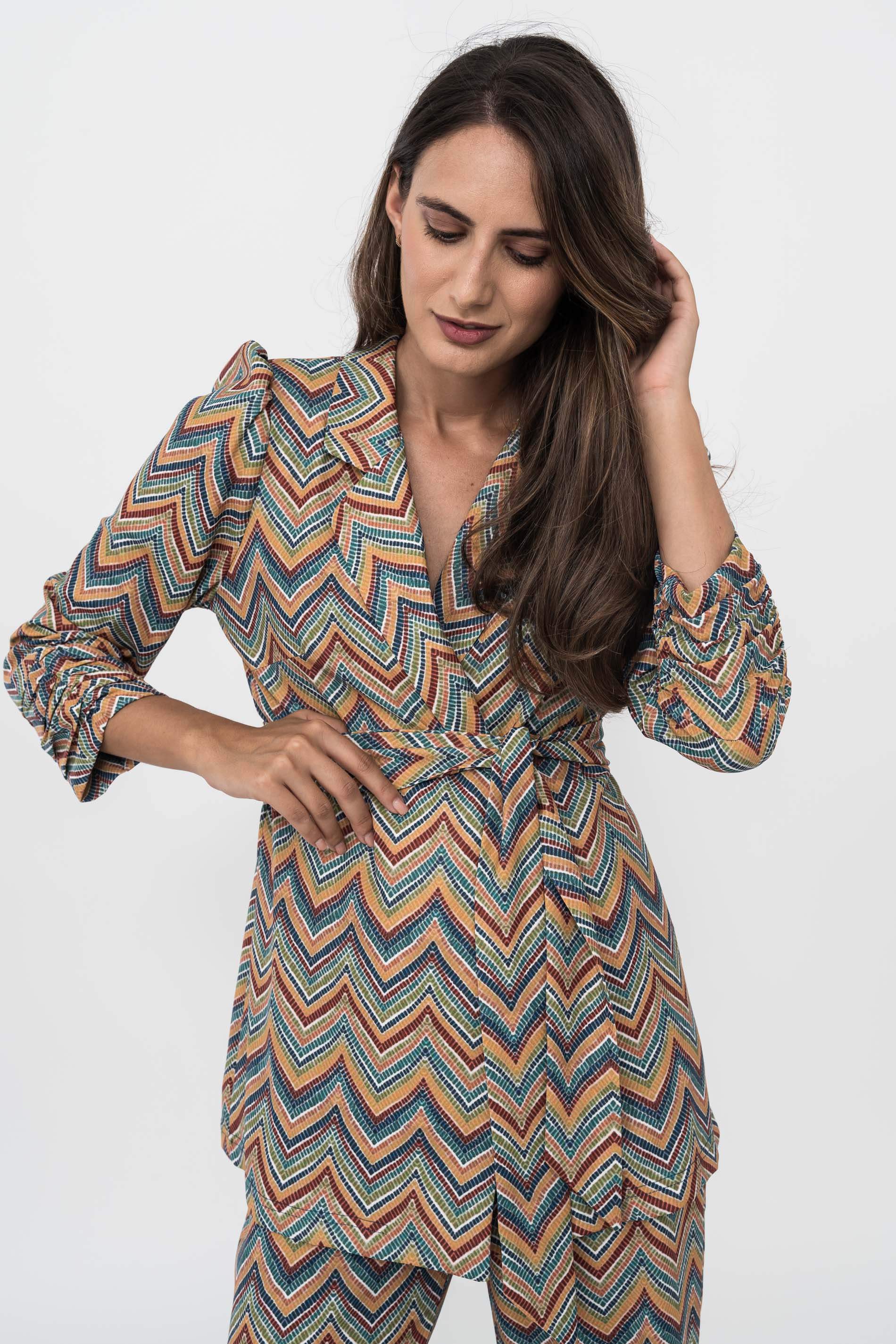 CHAQUETA ZIG-ZAG CINTURON