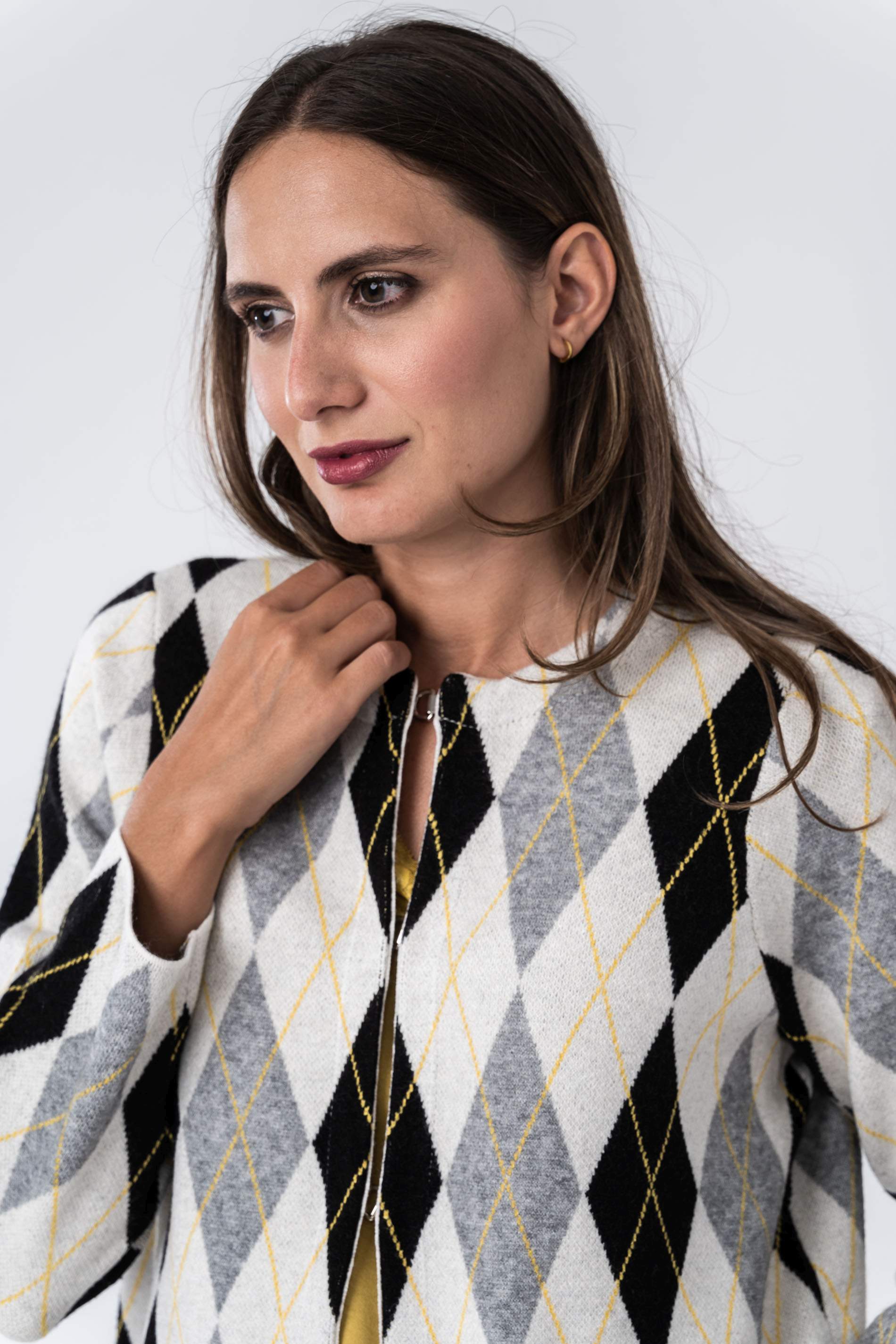 CHAQUETA PUNTO ROMBOS