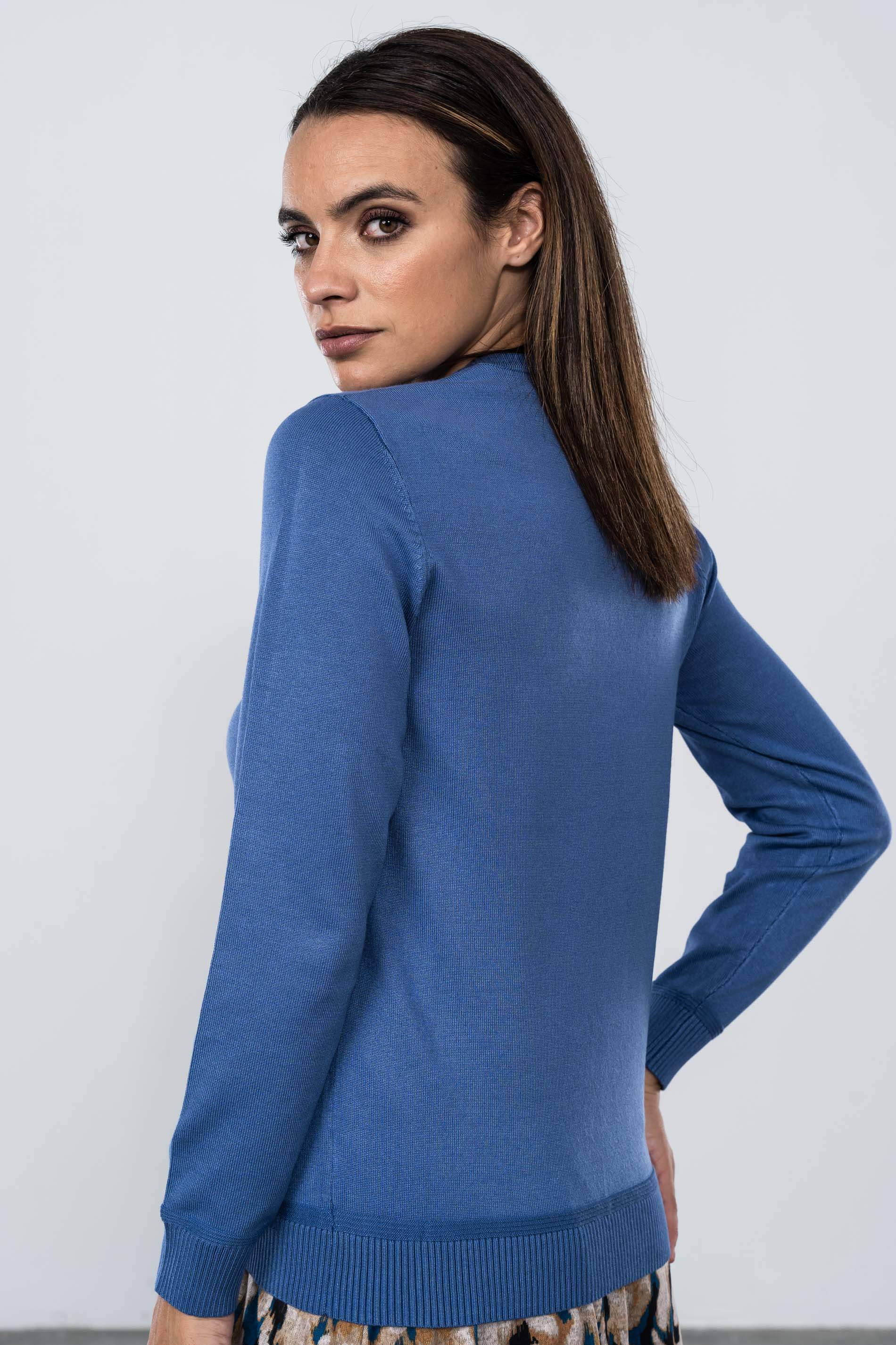 JERSEY CUELLO CAJA AZUL