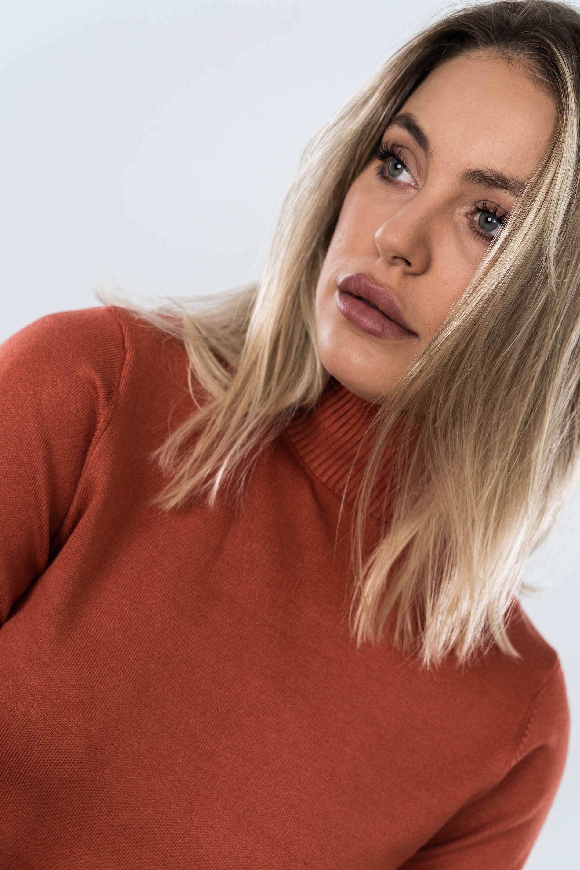 JERSEY CUELLO CISNE CALDERA