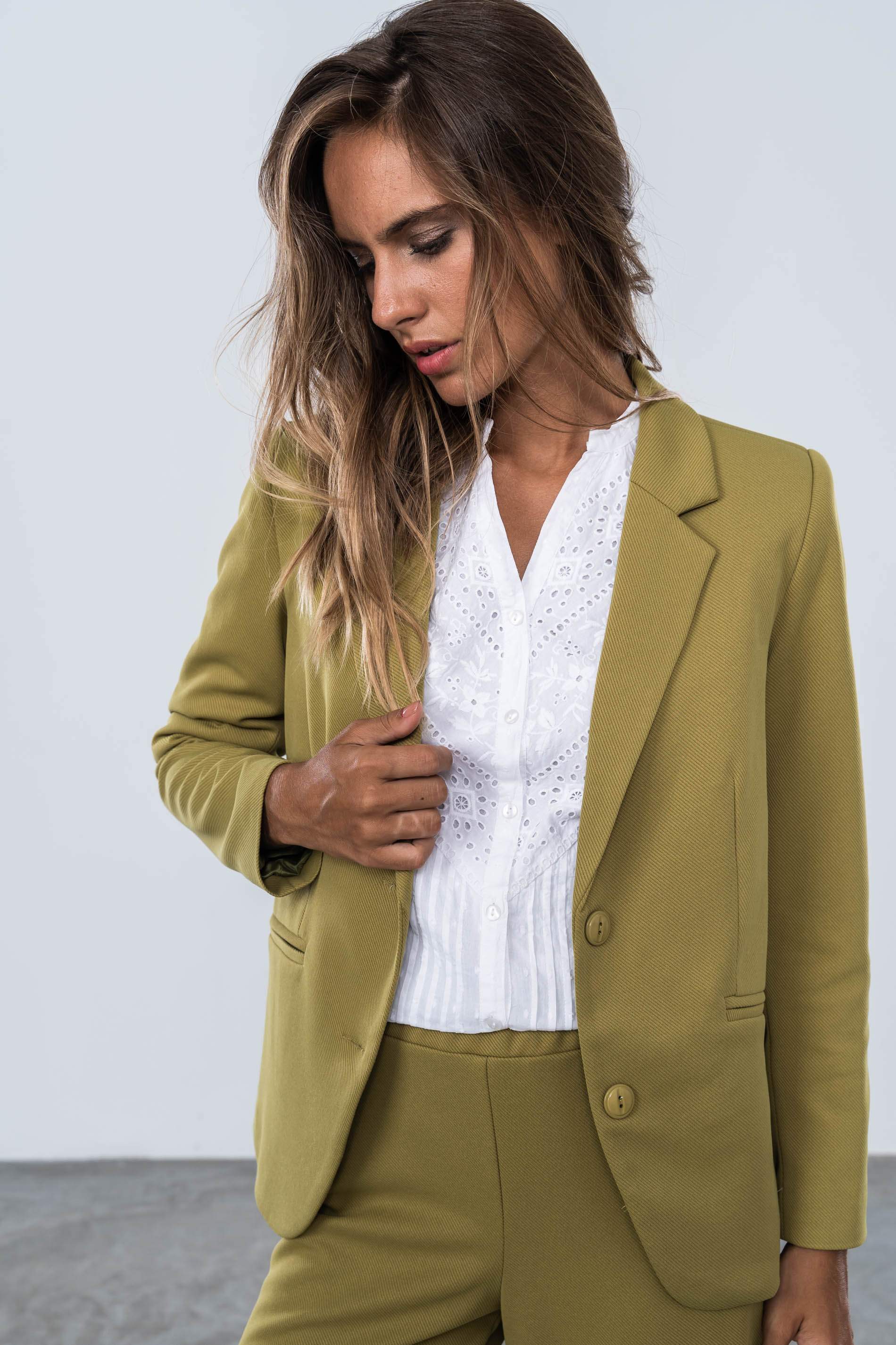 CAMISA PLUMETI ENCAJES MANGA LARGA