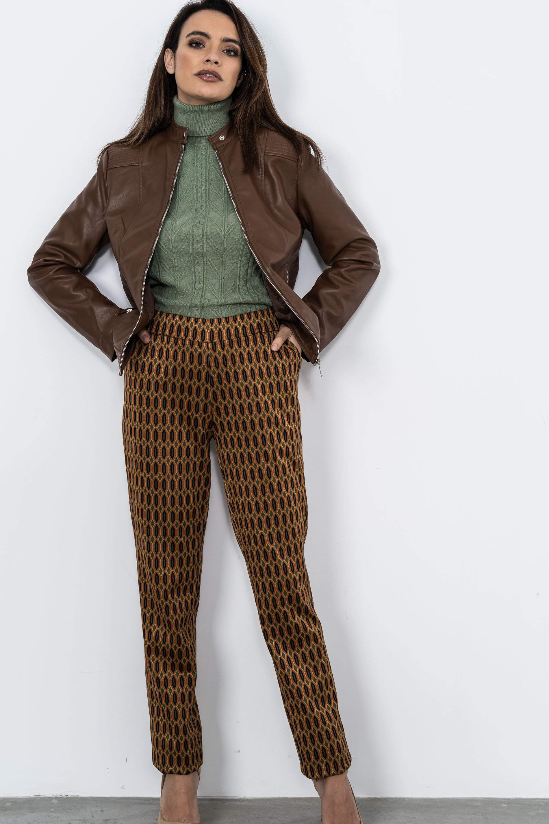 PANTALON PUNTO JACQUARD GEOMETRICO