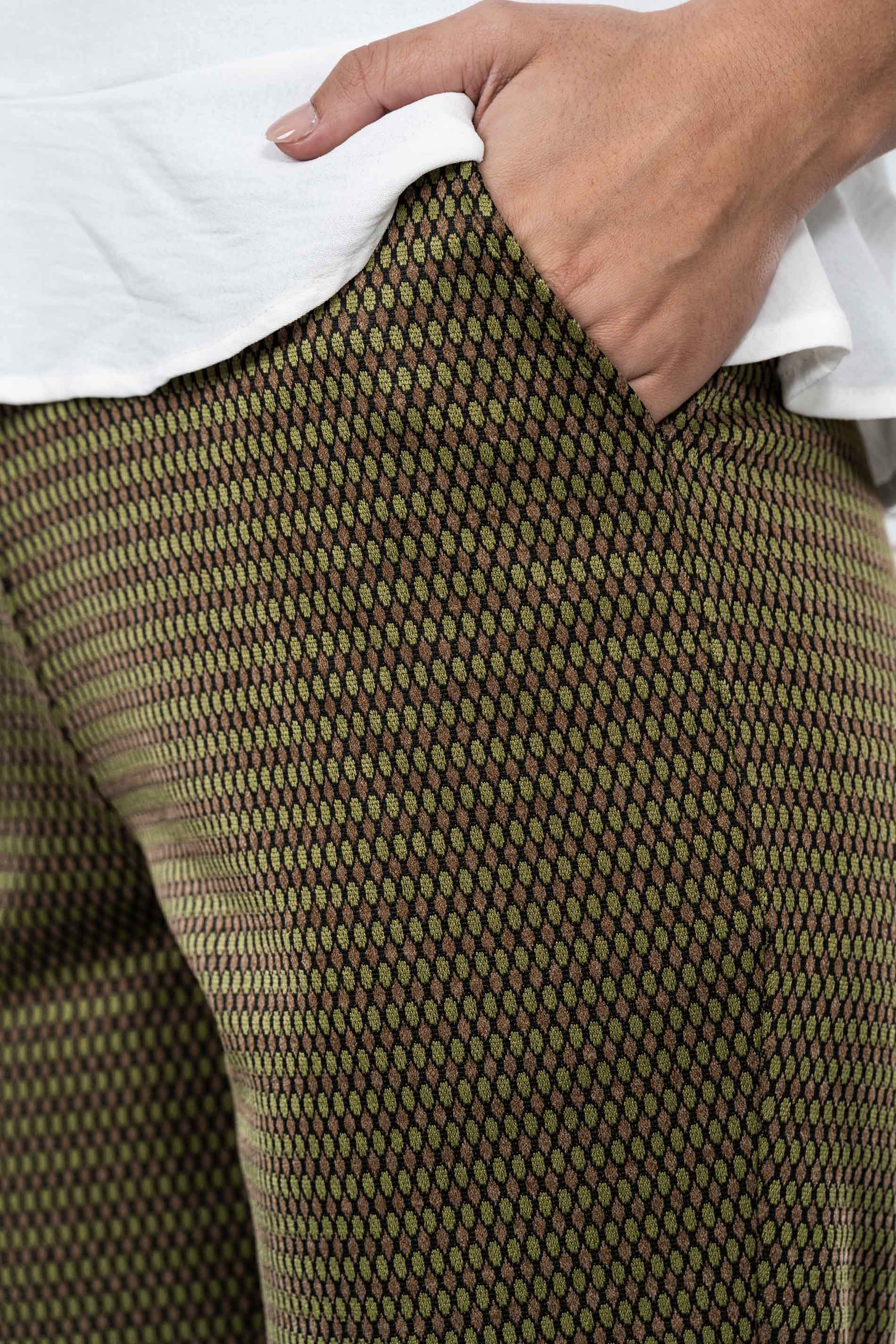 PANTALON PUNTO JACQUARD TOPOS VERDE