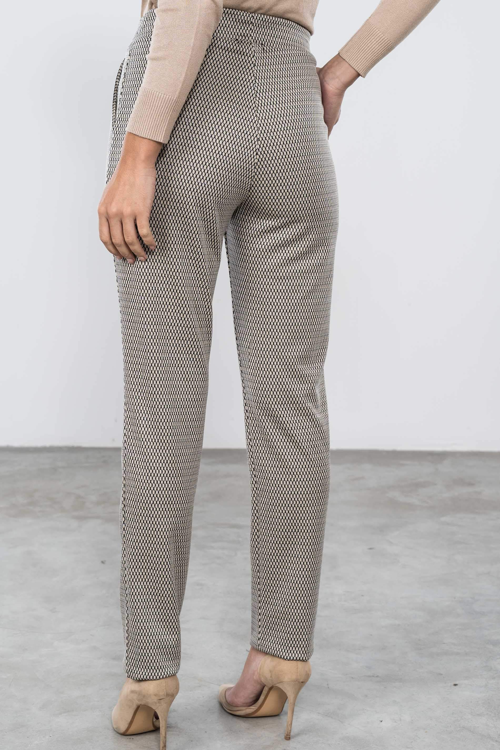 PANTALON PUNTO JACQUARD TOPOS BEIGE
