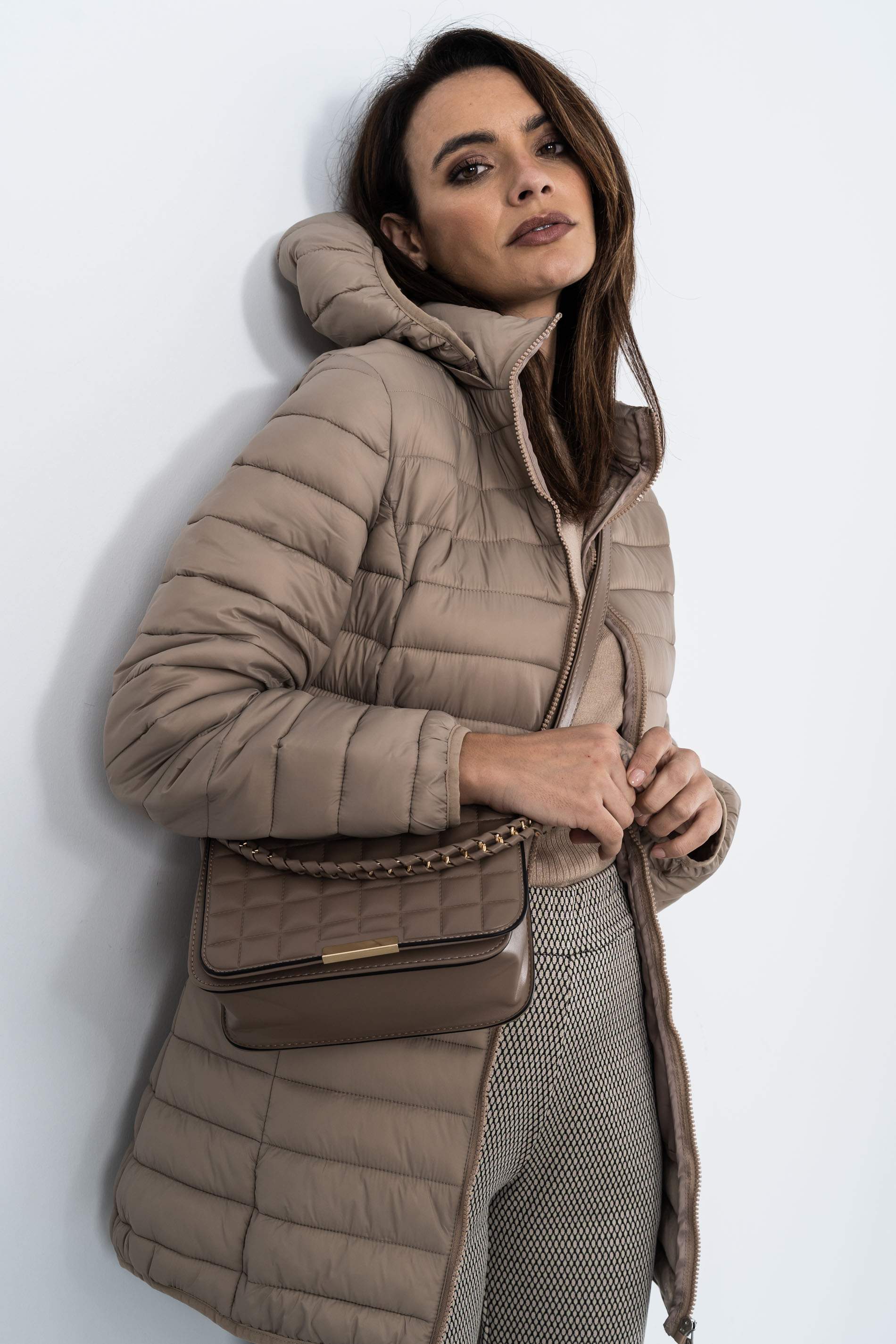 PANTALON PUNTO JACQUARD TOPOS BEIGE