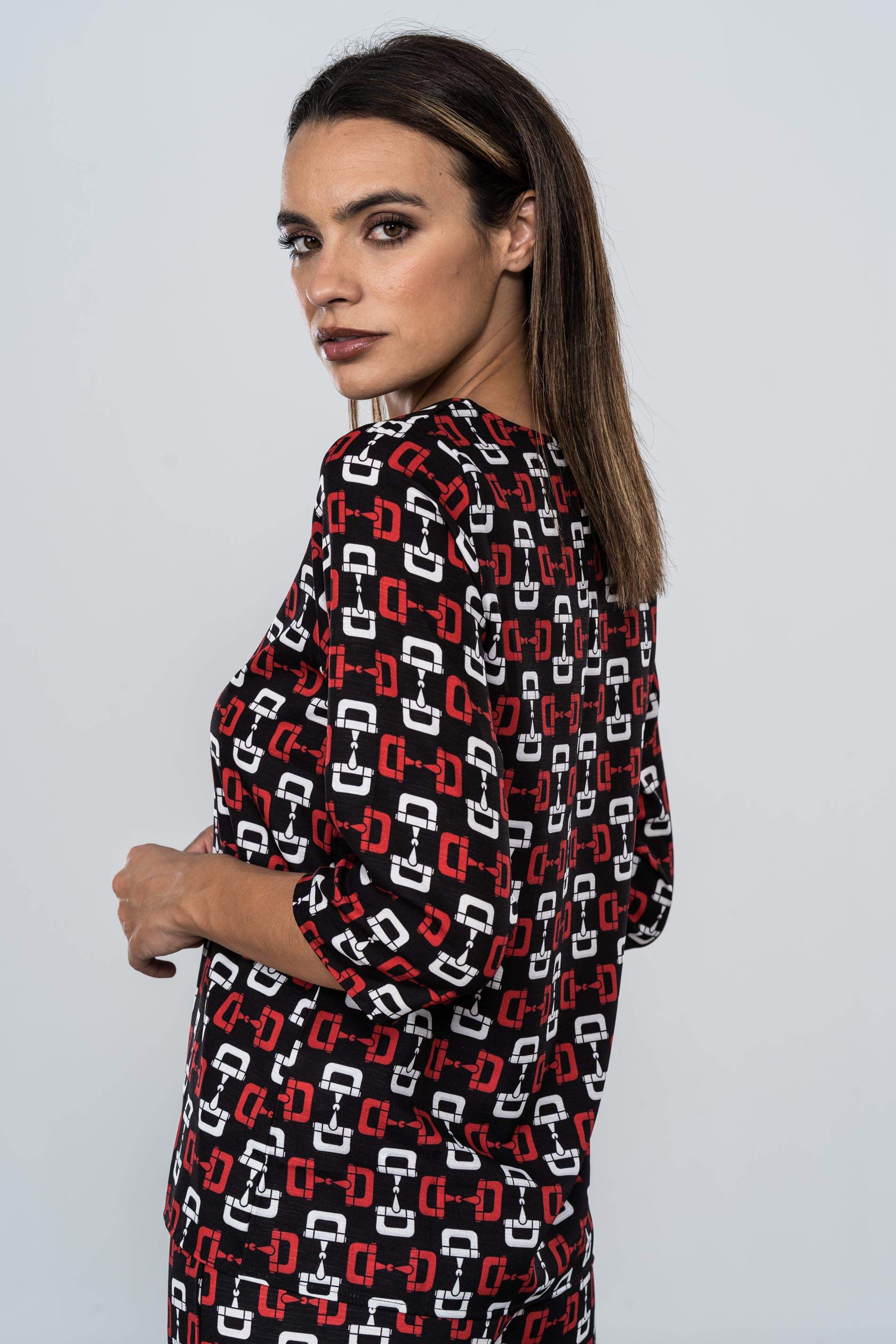 BLUSA ESTAMPADA ESTRIBOS