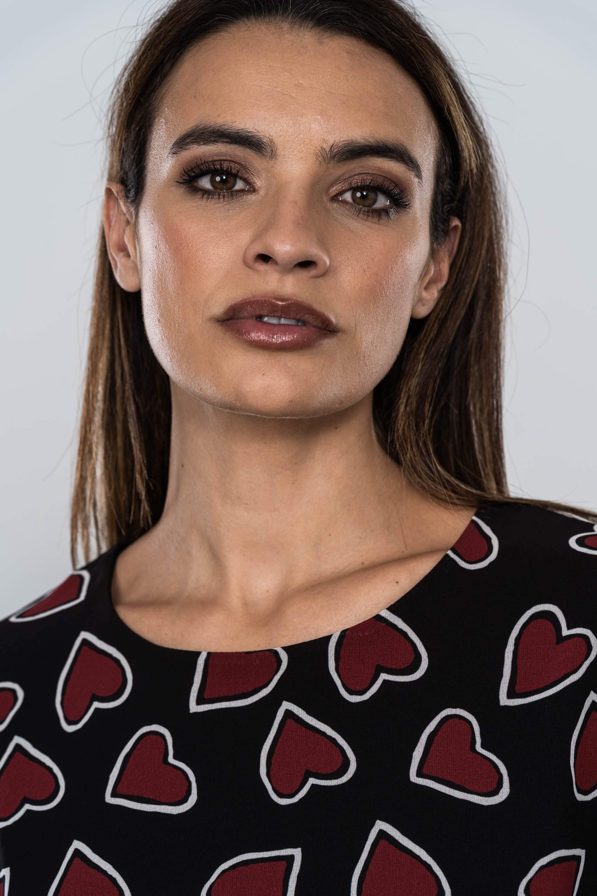 BLUSA ESTAMPADA CORAZONES 