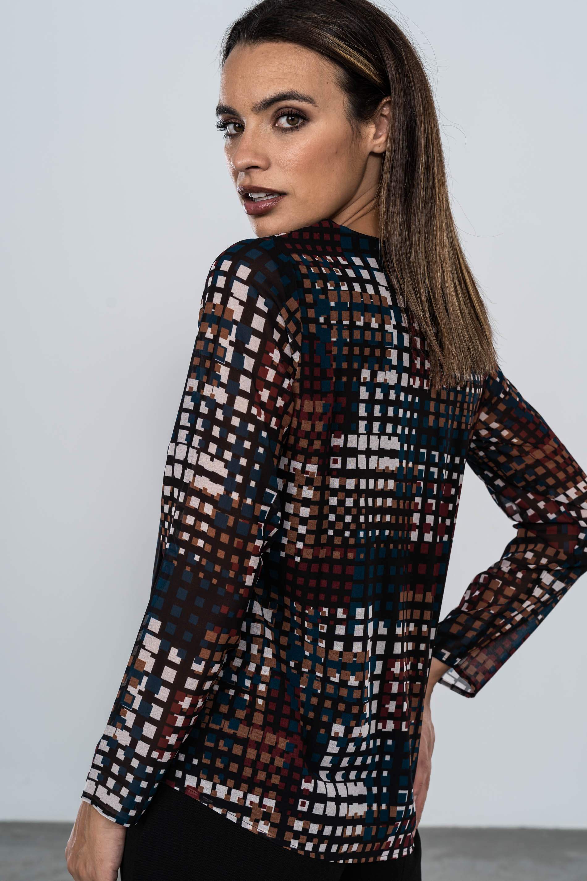 BLUSA ESTAMPADA C PICO