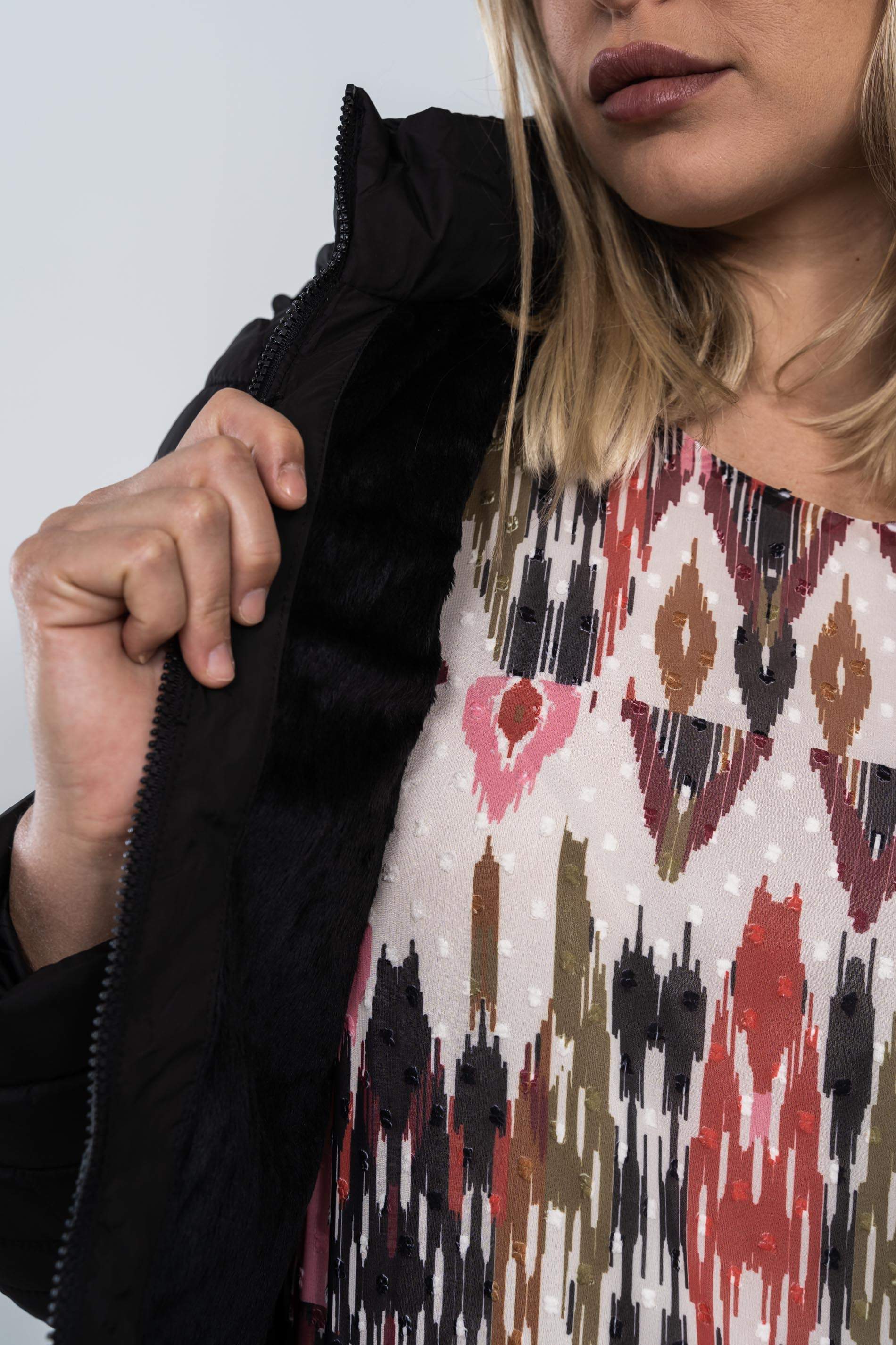 PARKA COSTADILLO NEGRO