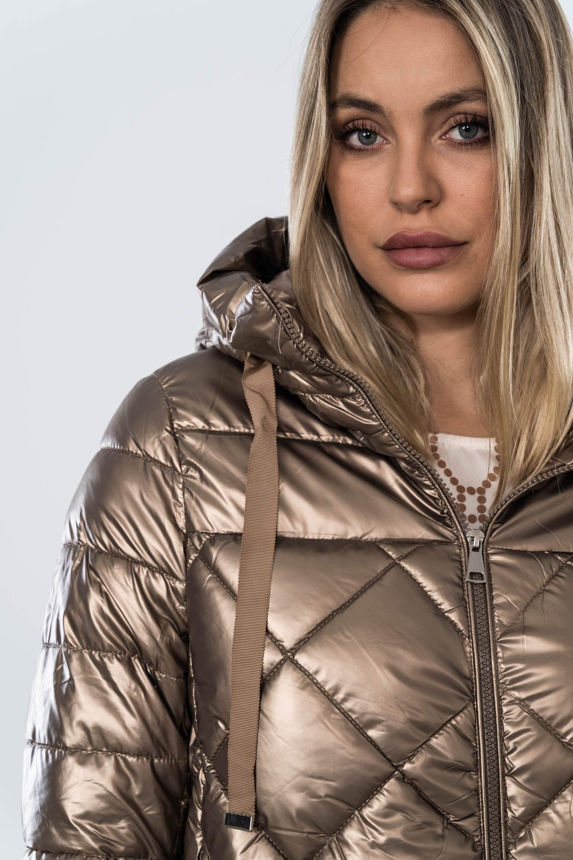 PARKA SATINADA PESPUNTE ROMBOS CHAMPAN