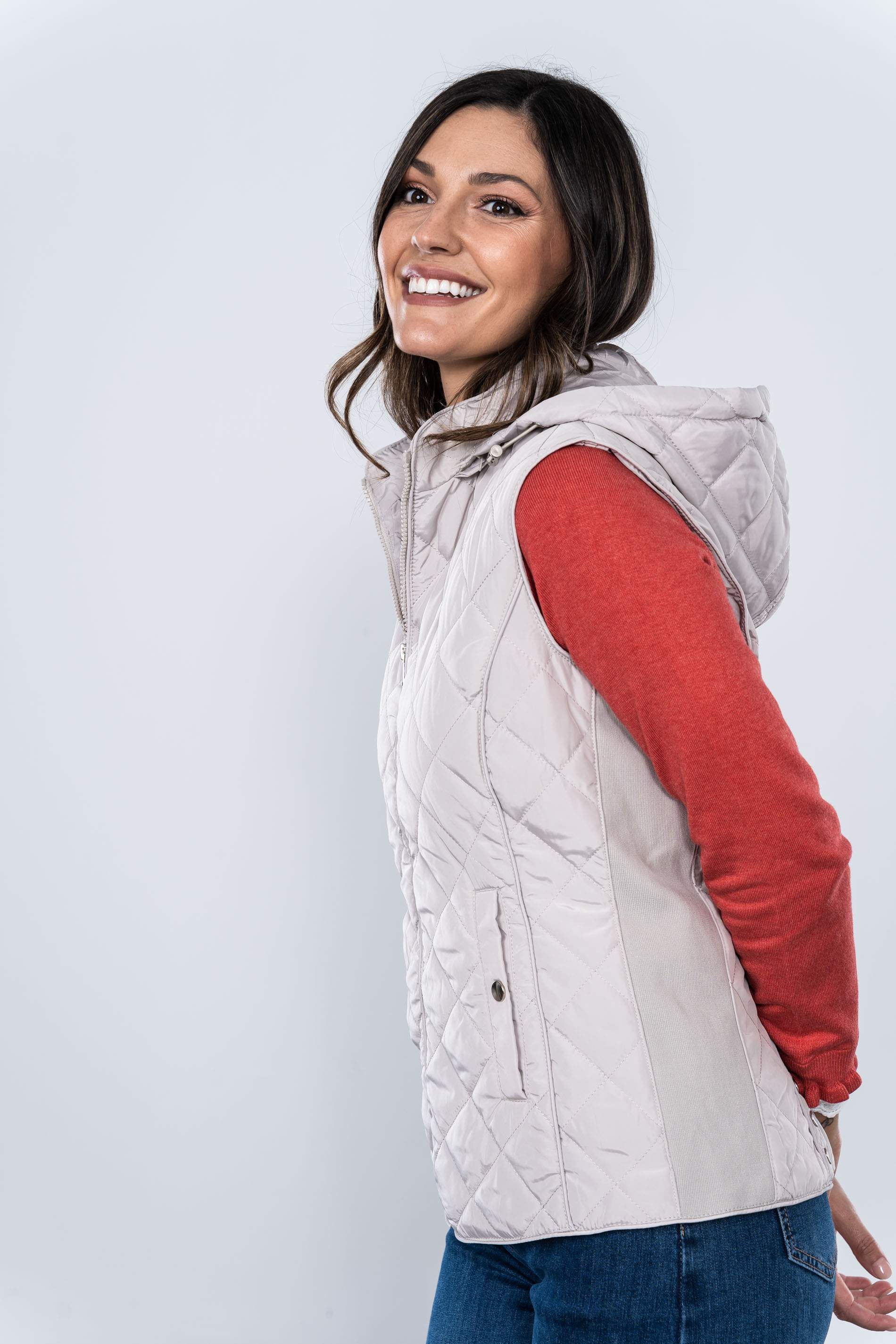 CHALECO GOMA LATERAL ROMBOS BEIGE