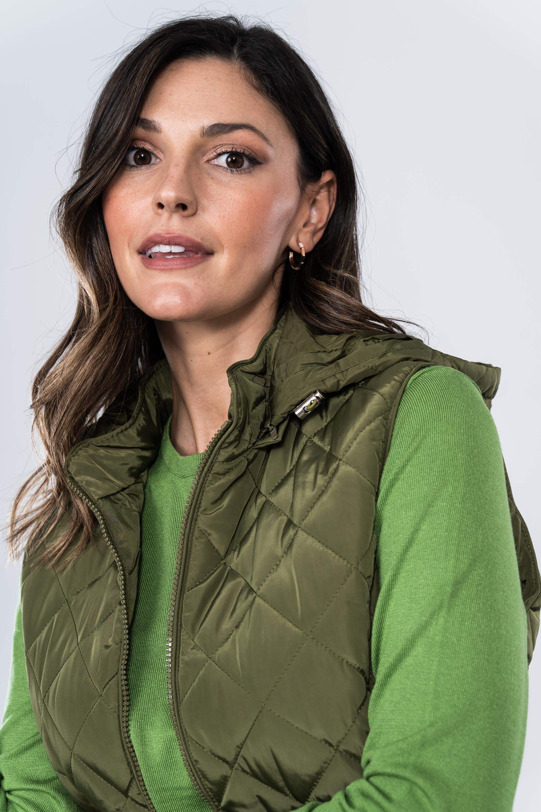 CHALECO GOMA LATERAL ROMBOS KAKI