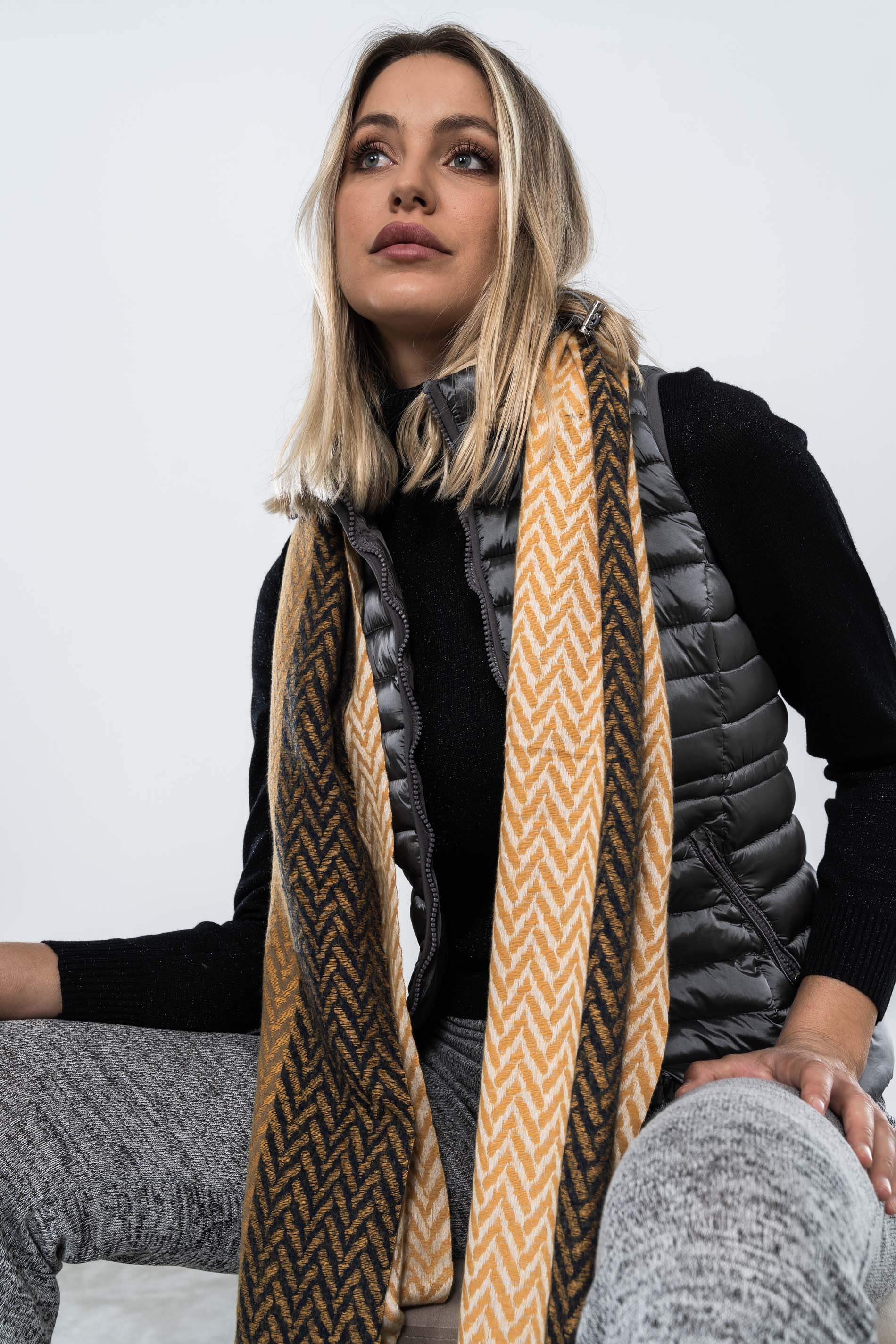 CHALECO AJUSTE CINTURA GRIS