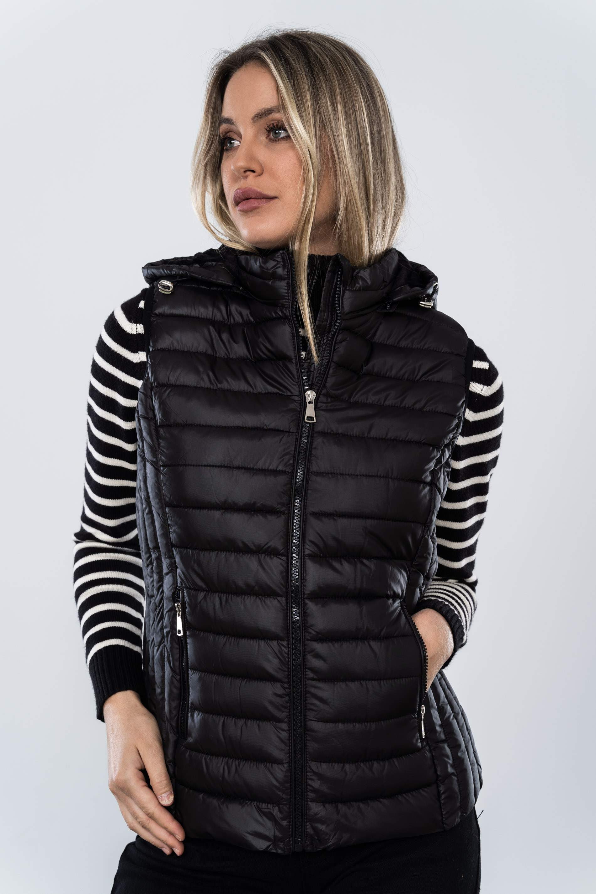 CHALECO COSTADILLO NEGRO