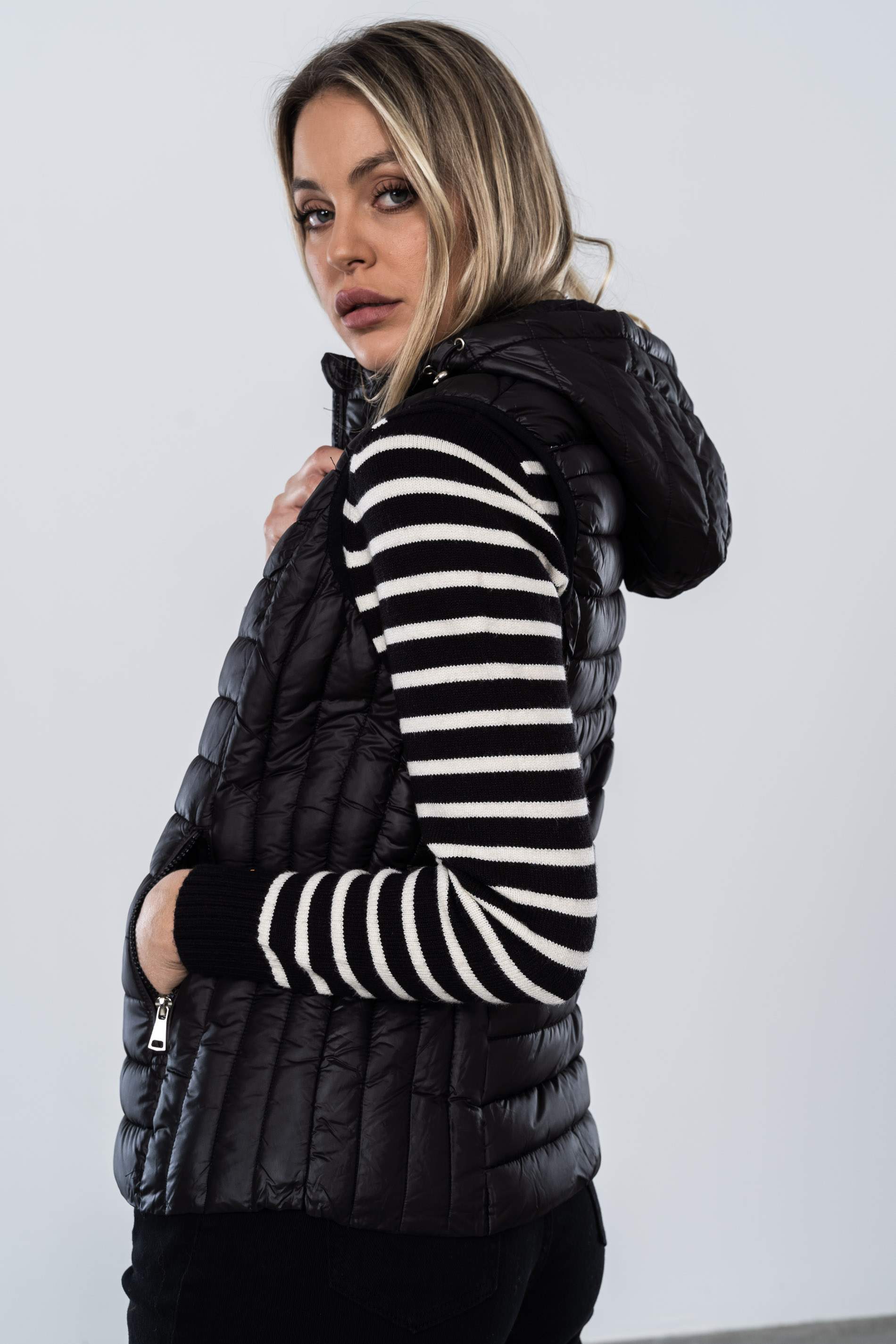 CHALECO COSTADILLO NEGRO