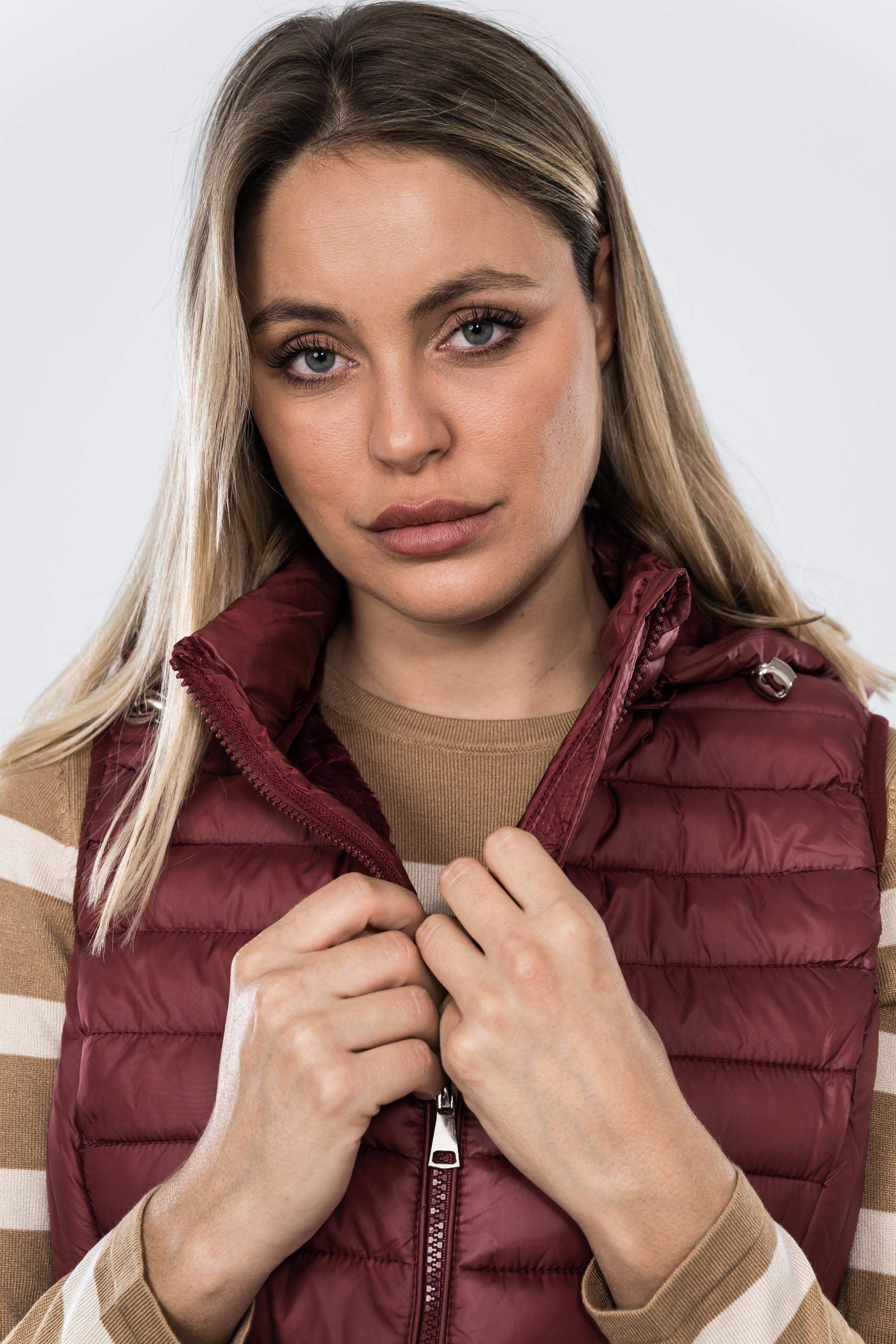 CHALECO COSTADILLO BURDEOS