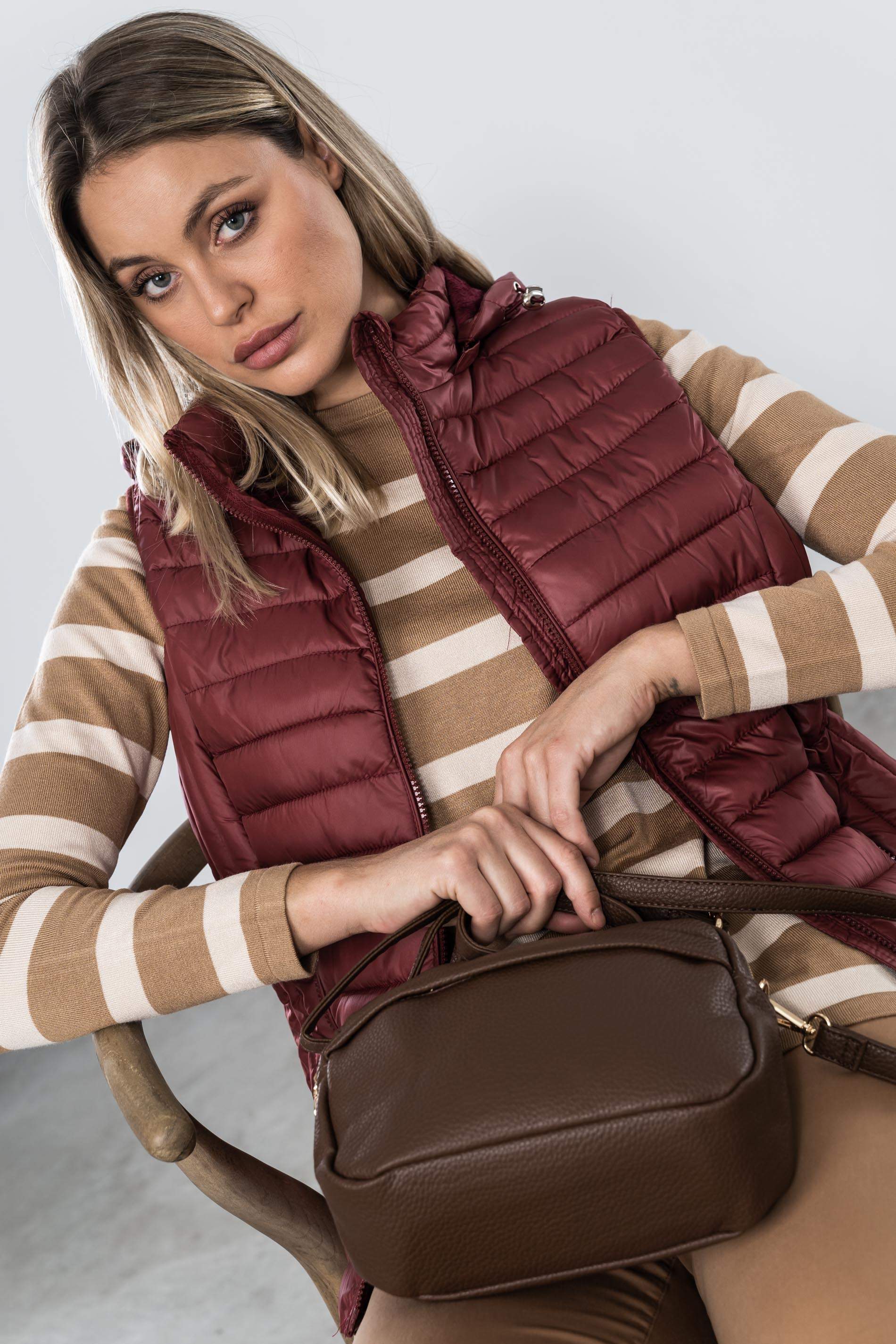 CHALECO COSTADILLO BURDEOS