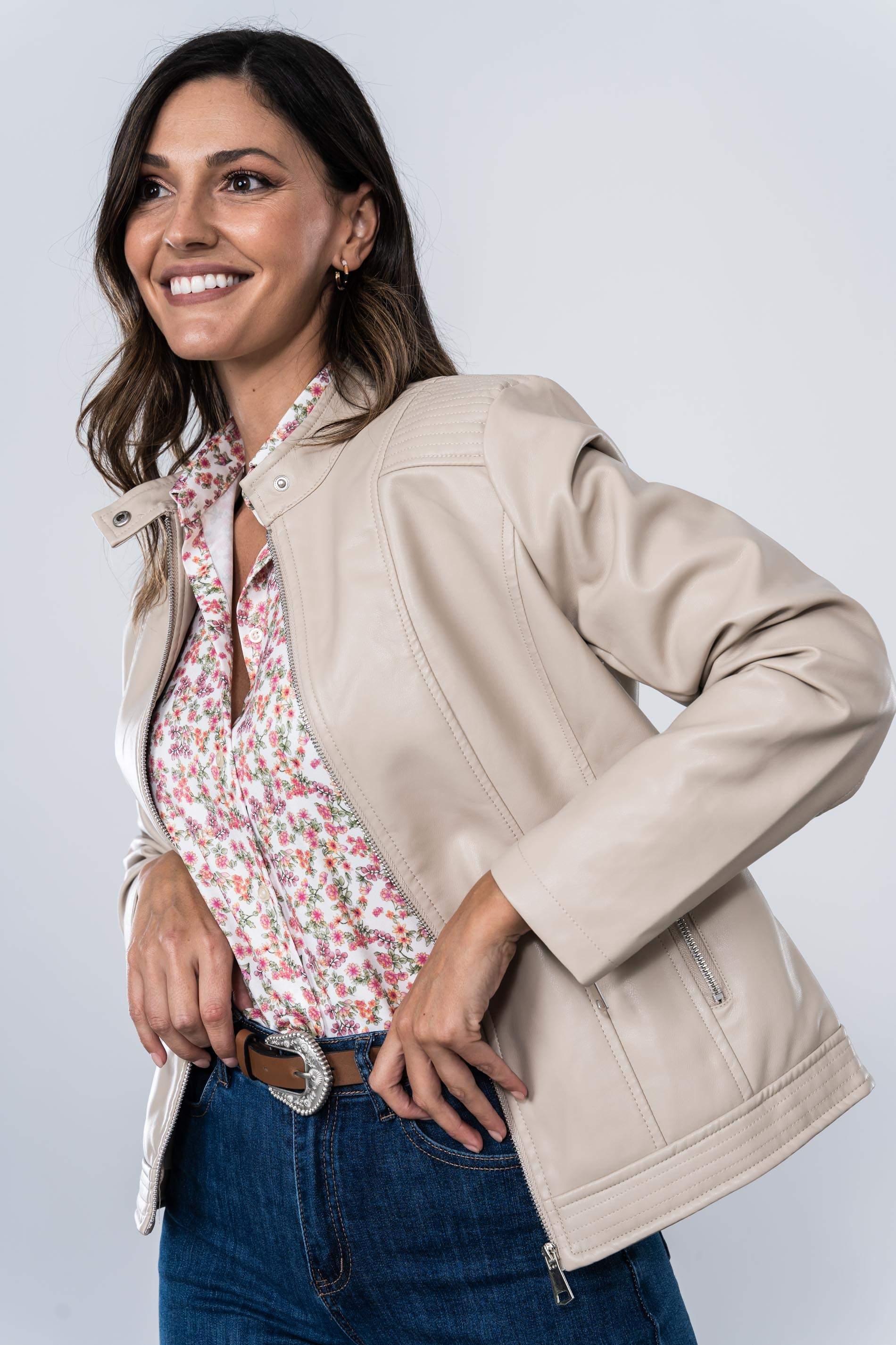 CAZADORA POLIPIEL BEIGE