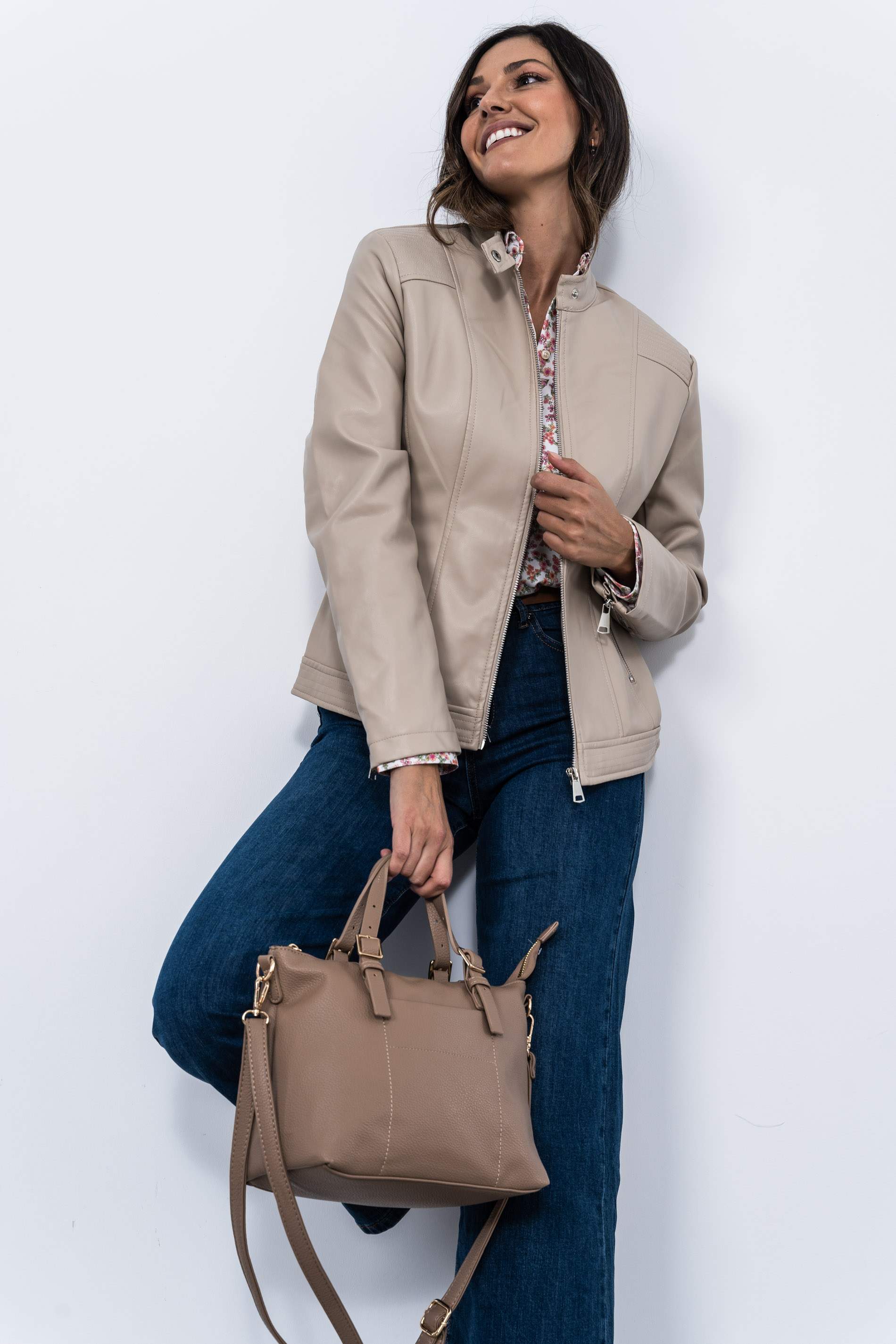 CAZADORA POLIPIEL BEIGE