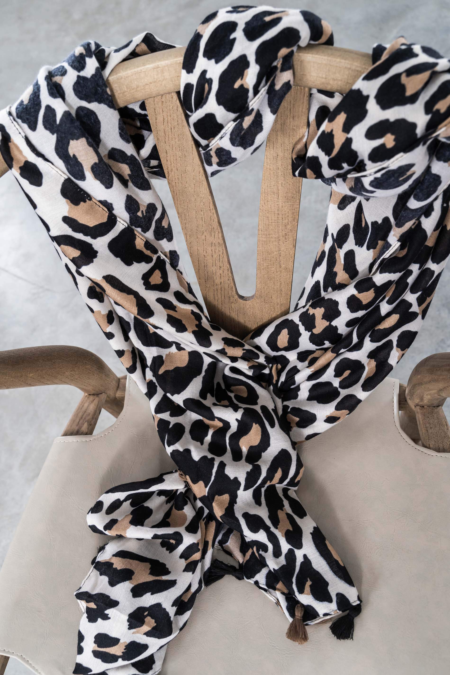 FOULARD ESTAMPADO ANIMAL