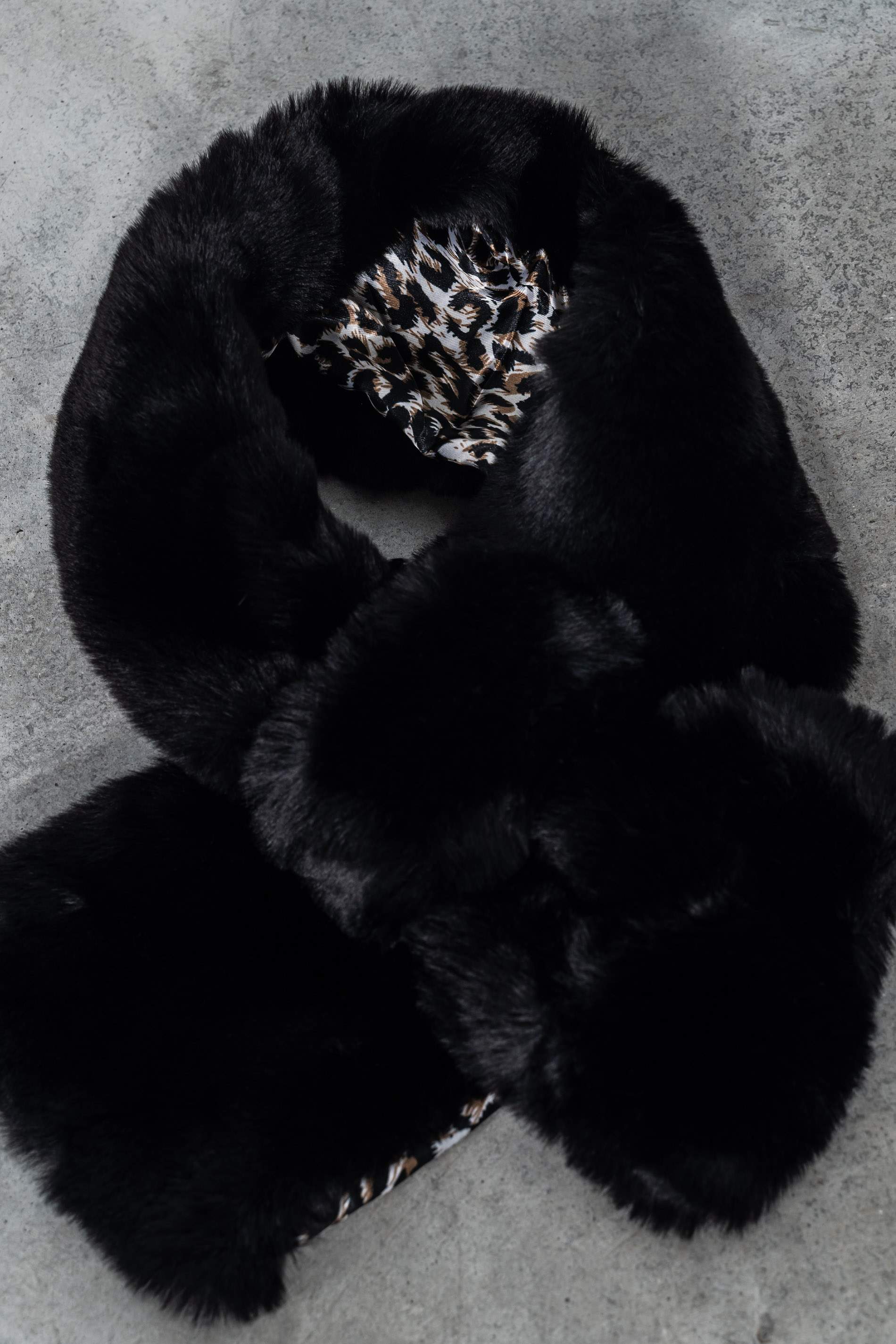 BUFANDA EFECTO PELO OJAL