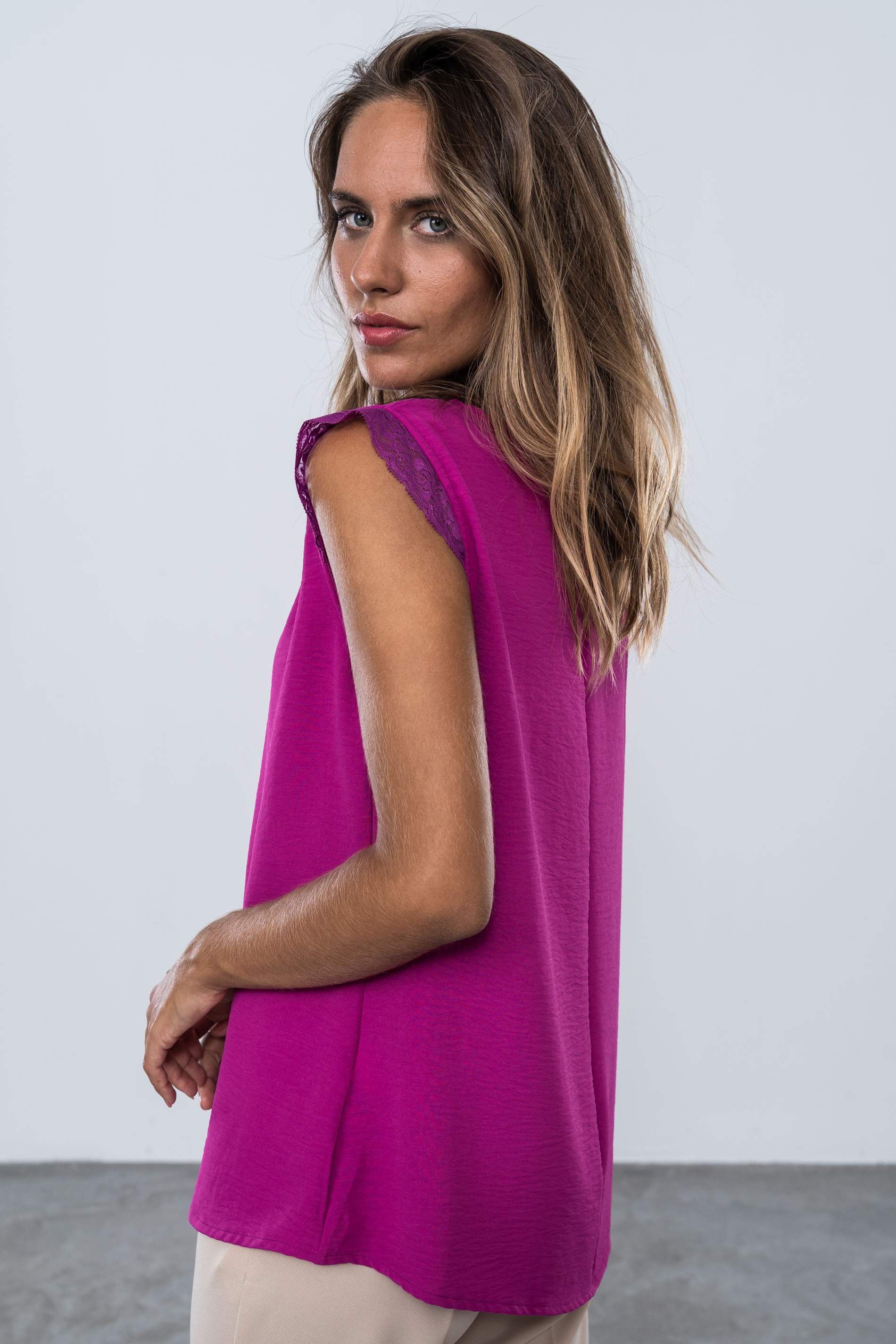 BLUSA COMBINADA ENCAJE BUGANVILLA