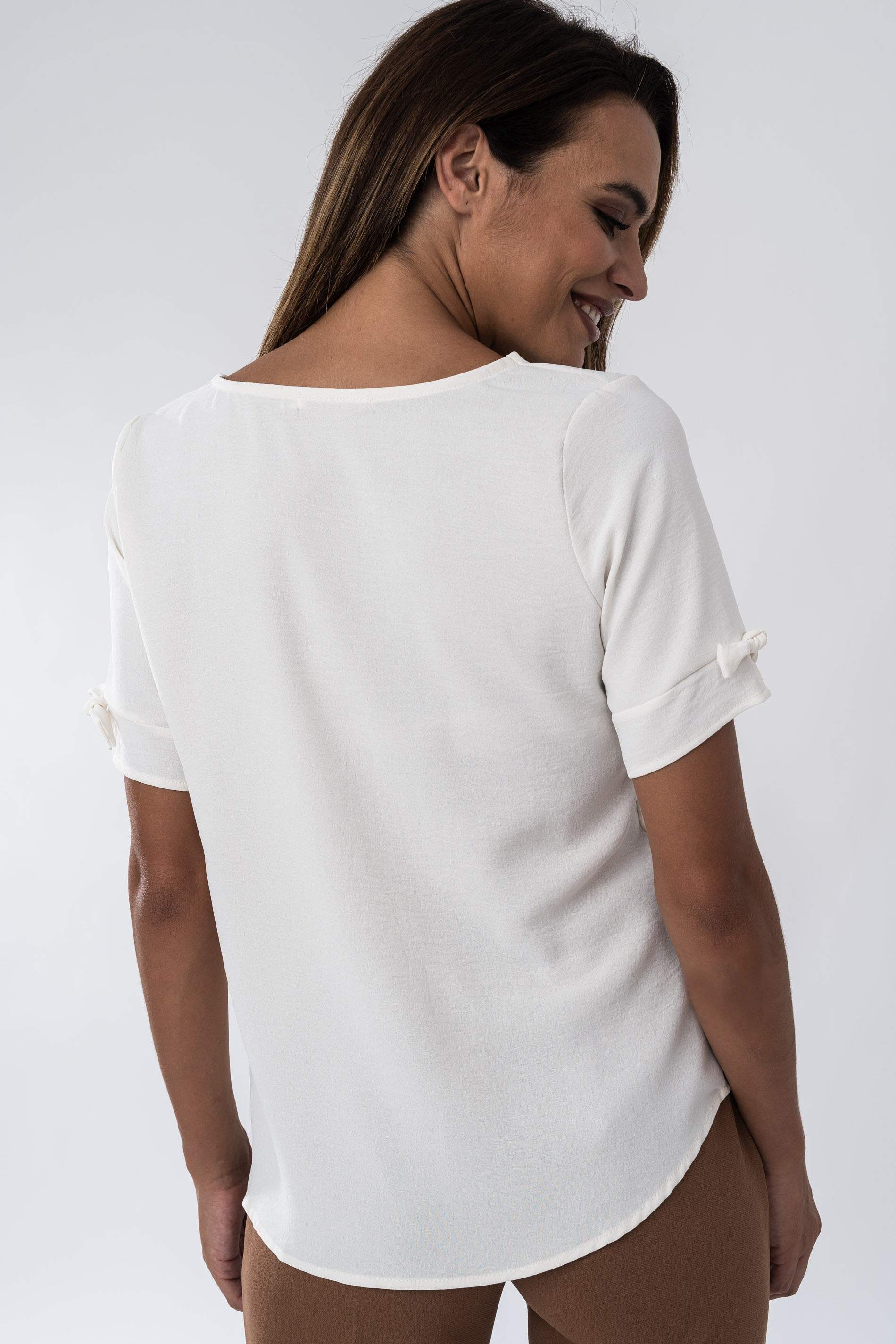 BLUSA DETALLE LAZO MANGA CORTA CRUDO