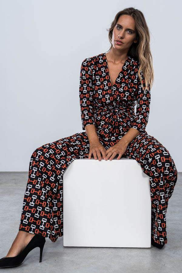 MONO DETALLE NUDO ESLABONES